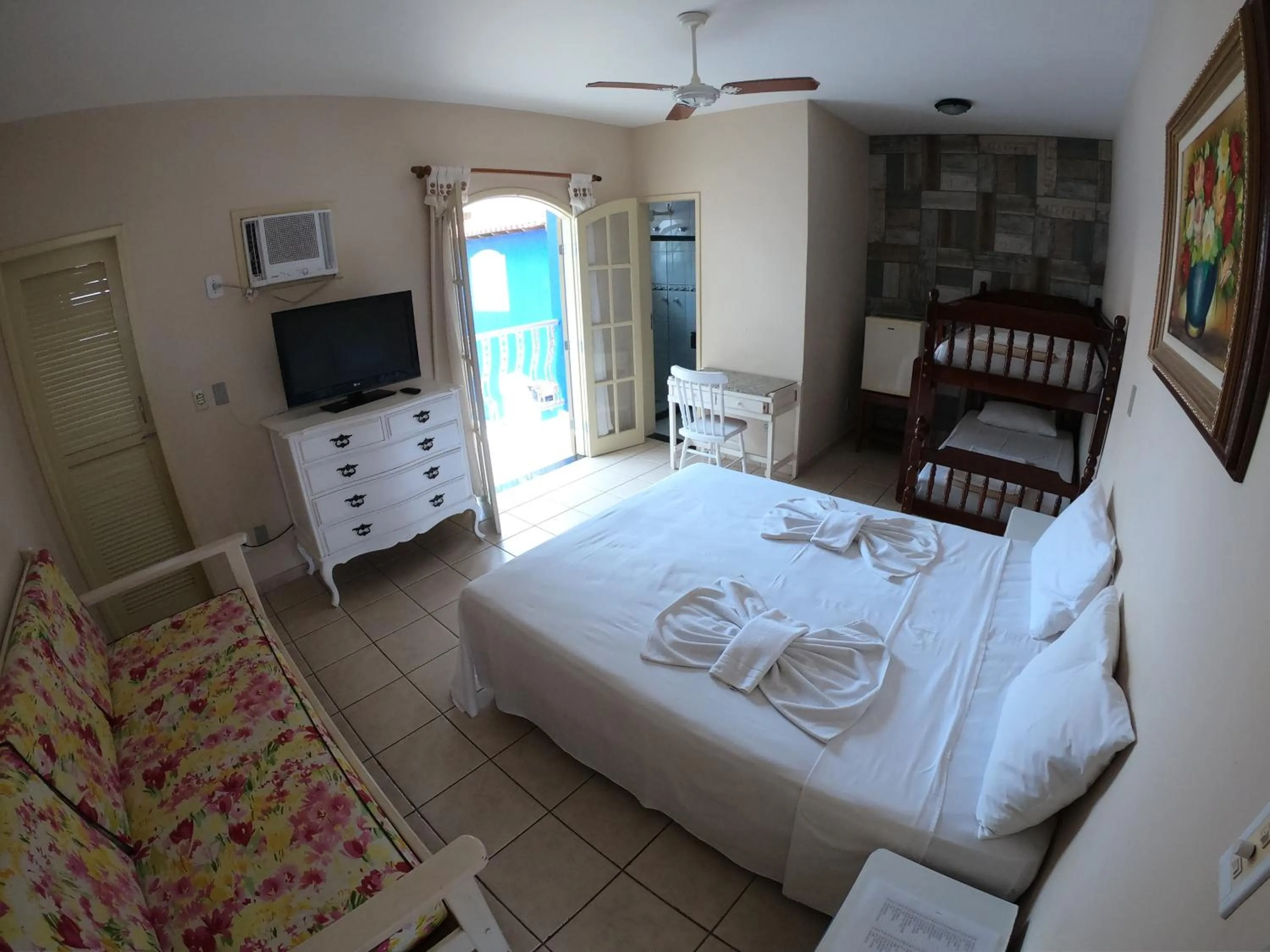 Photo of the whole room, Bed in Pousada Portal do Mar