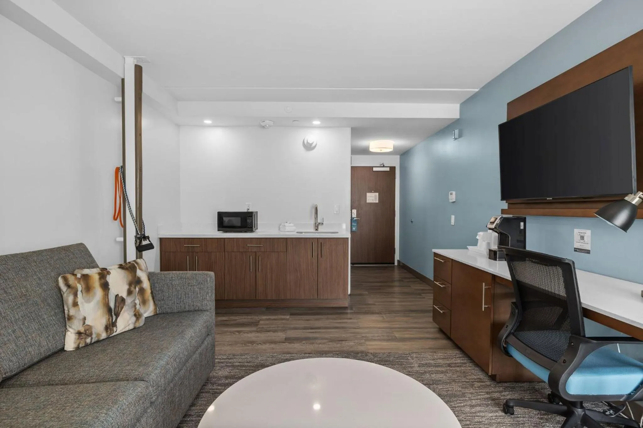 Photo of the whole room in EVEN Hotel Manchester Airport by IHG