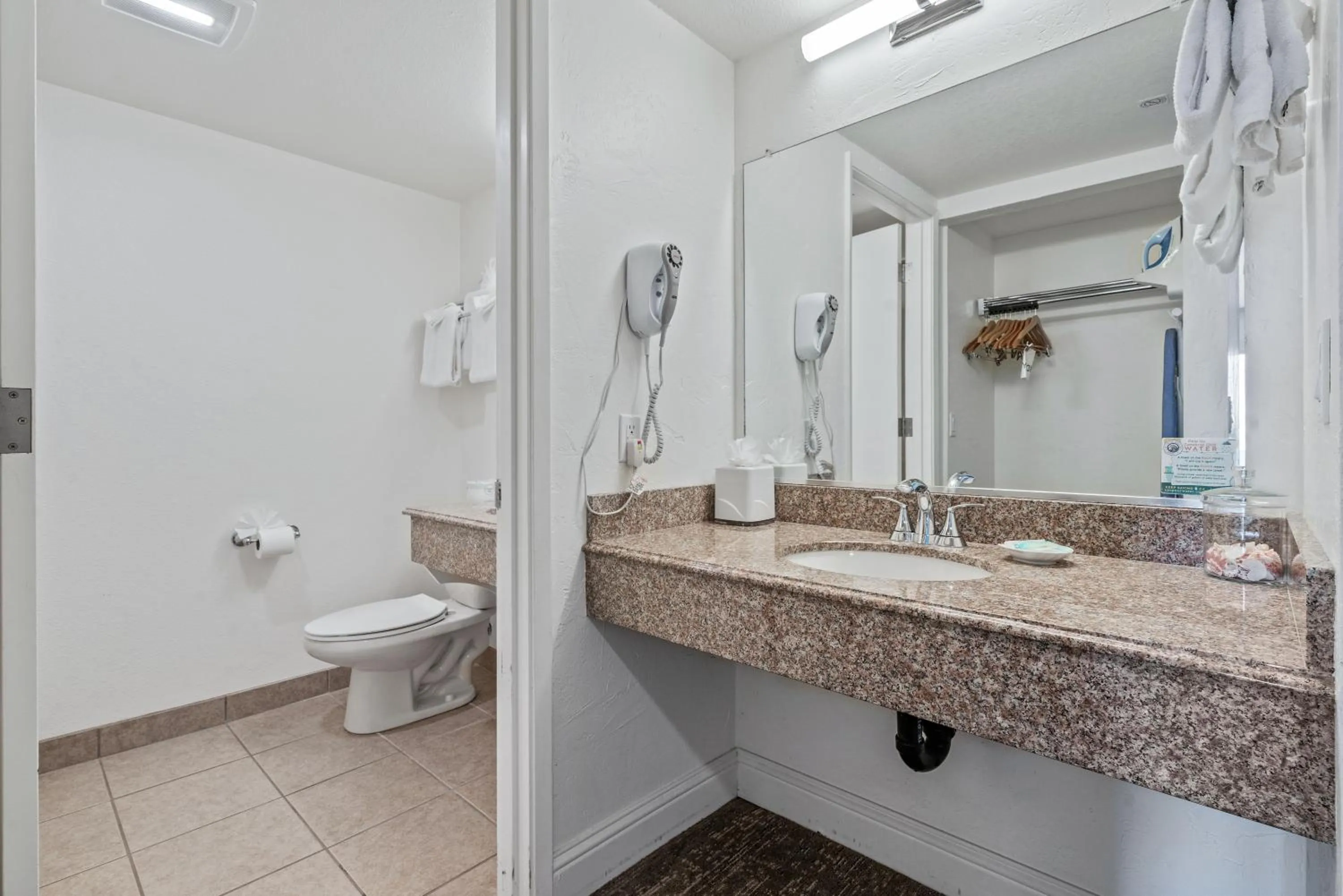 Bathroom in Hotel La Serena