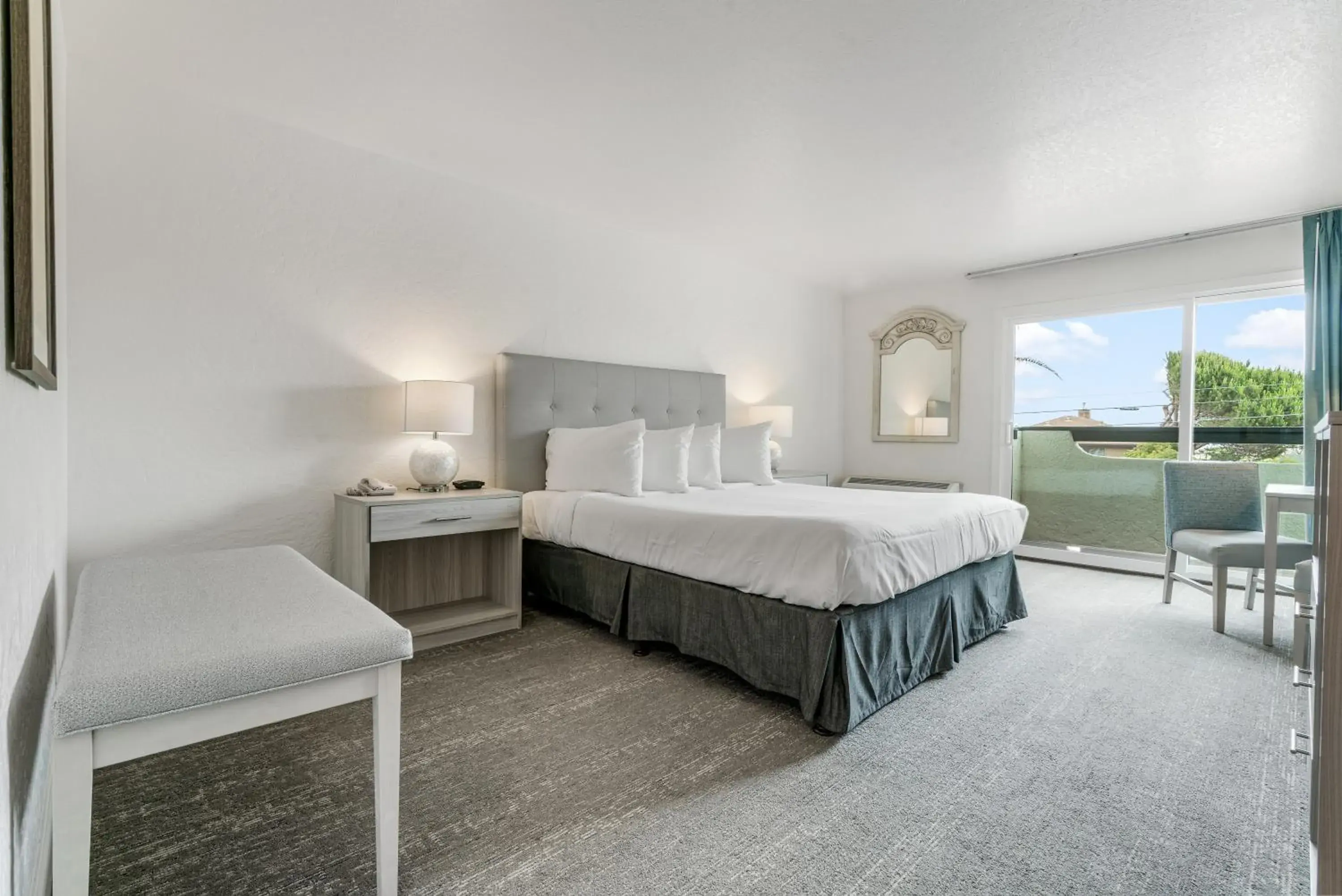 King Room with Balcony in Hotel La Serena King Room with Balcony in Hotel La Serena