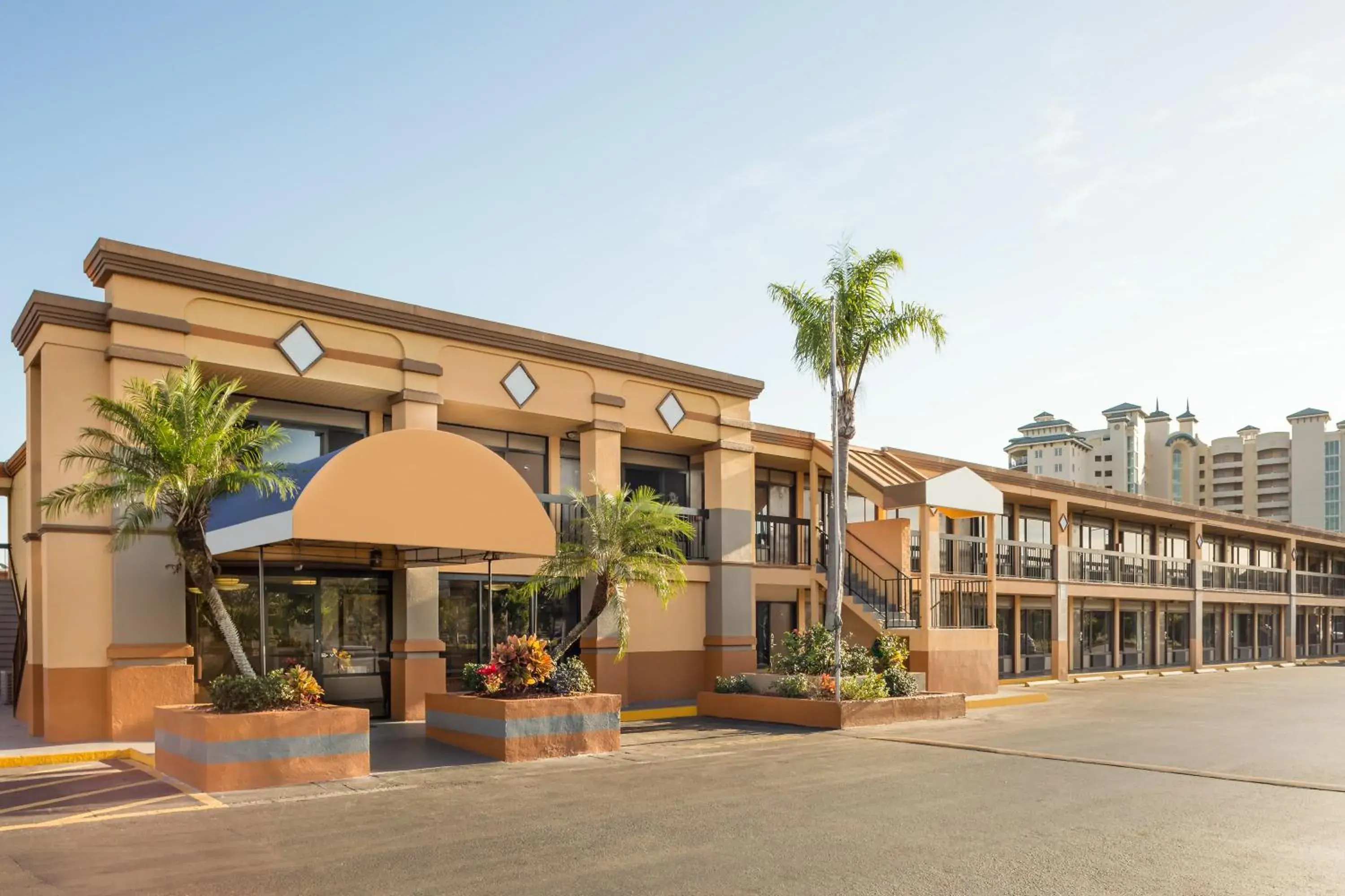 Facade/entrance in Travelodge by Wyndham Fort Myers North Facade/entrance in Travelodge by Wyndham Fort Myers North