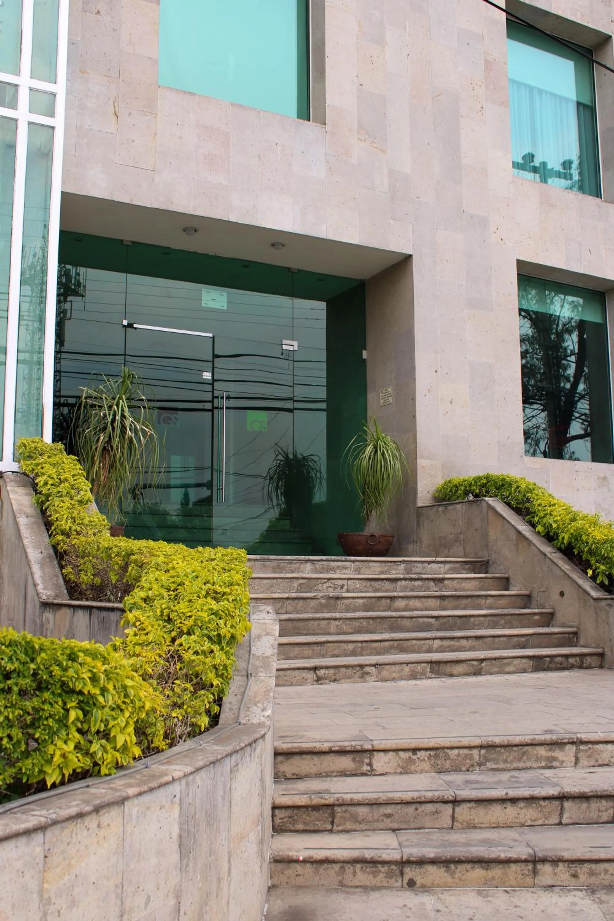 Facade/entrance in GS Cuernavaca