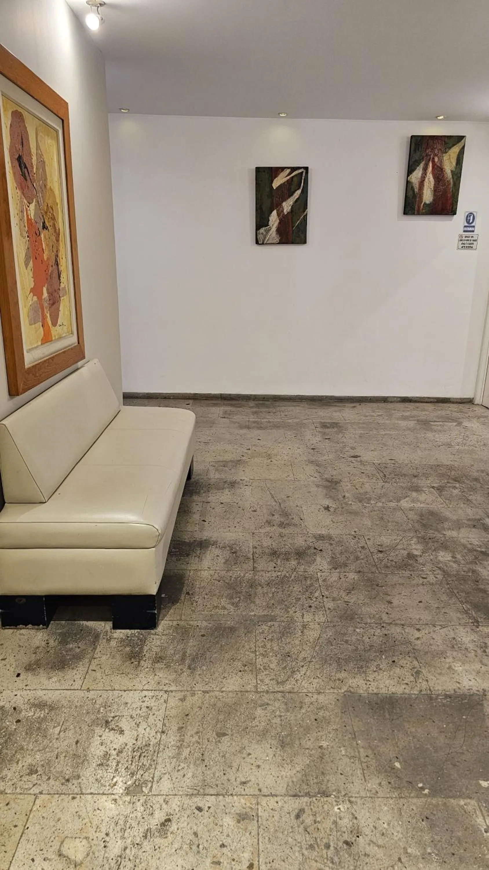 Seating area in GS Cuernavaca