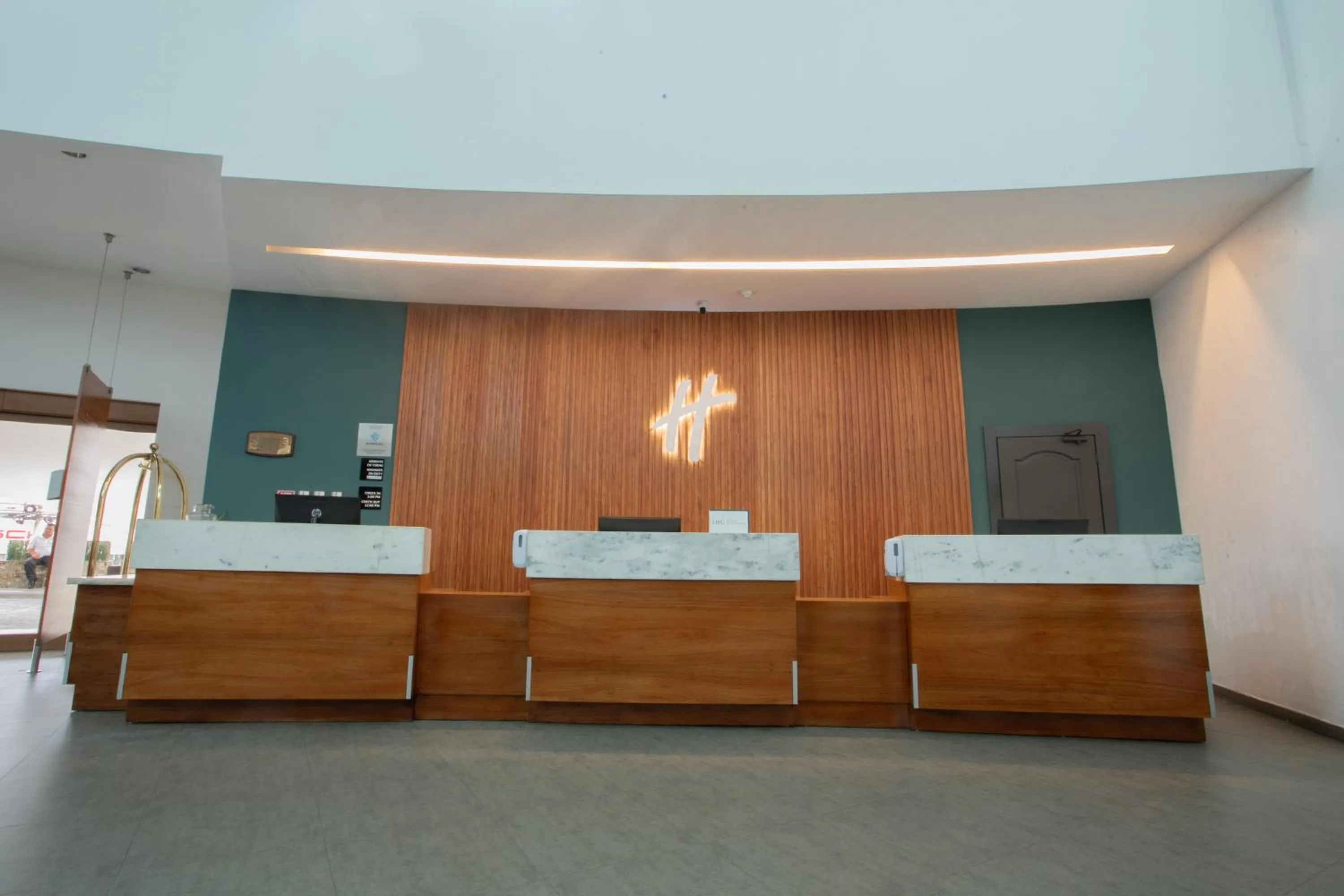 Living room in Holiday Inn San Salvador by IHG