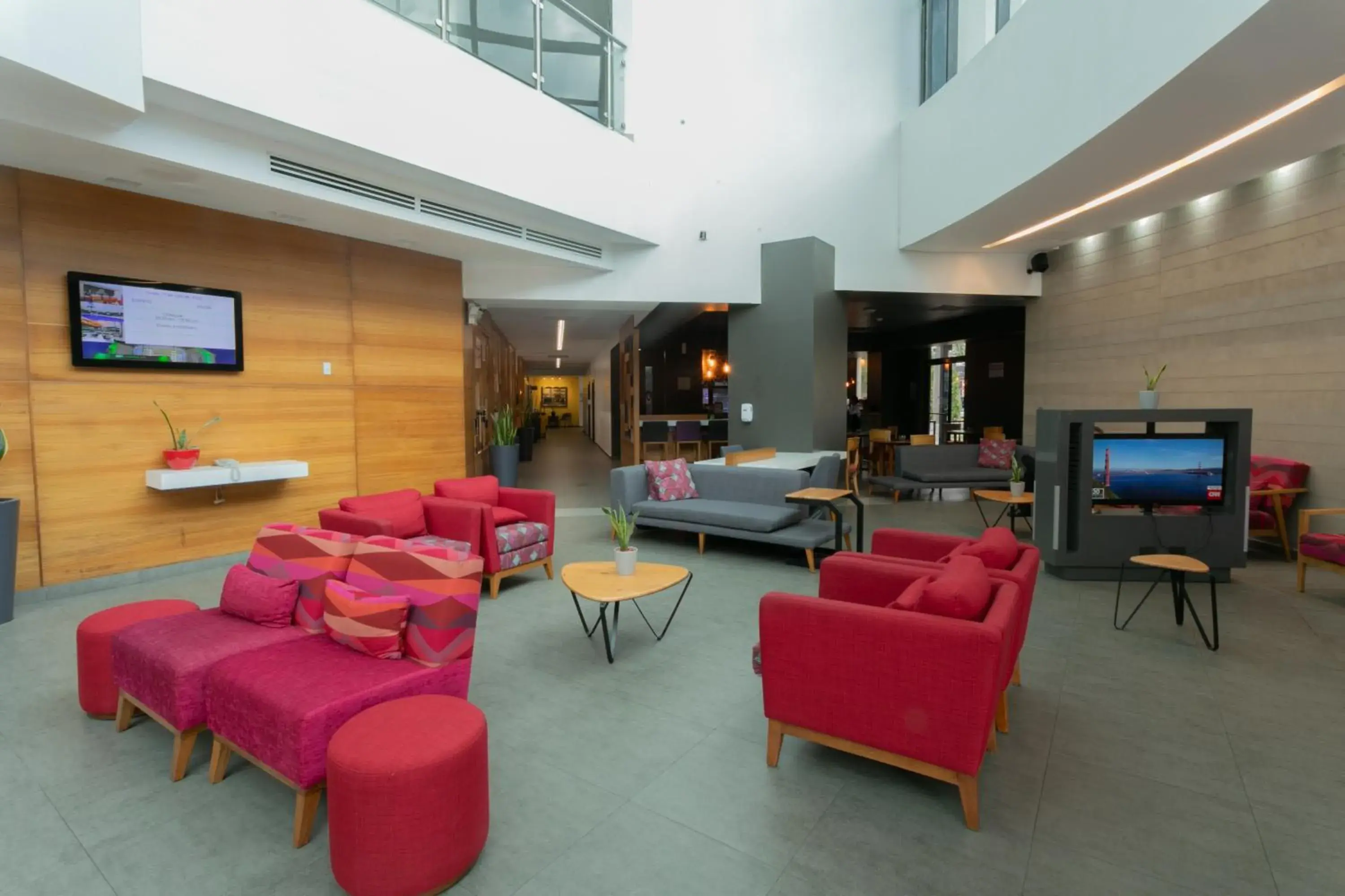 Living room in Holiday Inn San Salvador by IHG Living room in Holiday Inn San Salvador by IHG