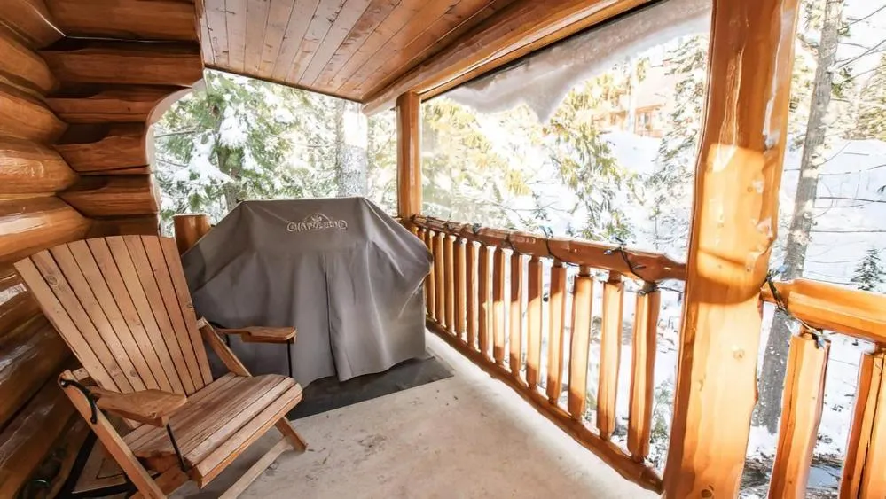 Snow Creek Cabins by Fernie Lodging Co