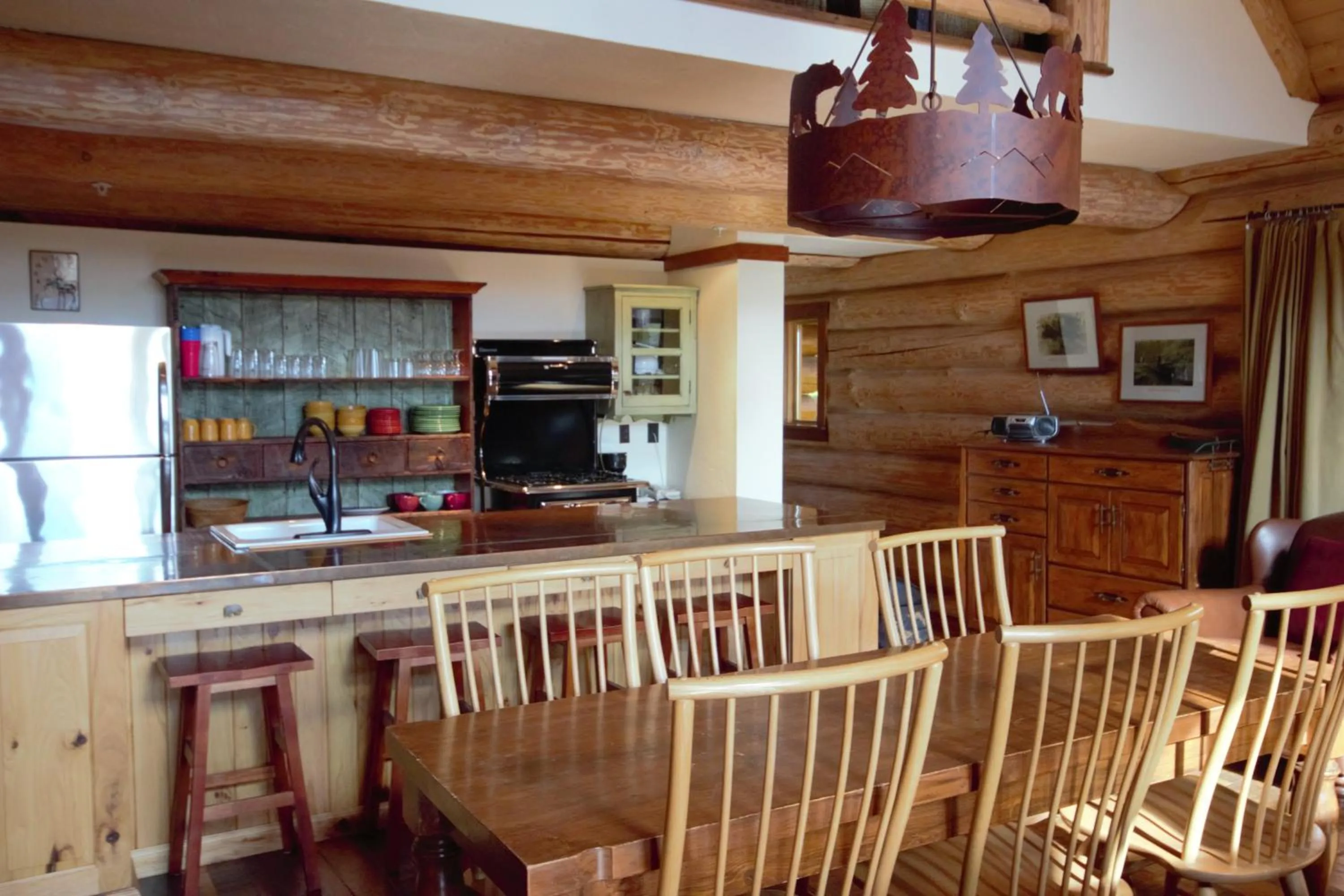 Coffee/tea facilities in Snow Creek Cabins by Fernie Lodging Co