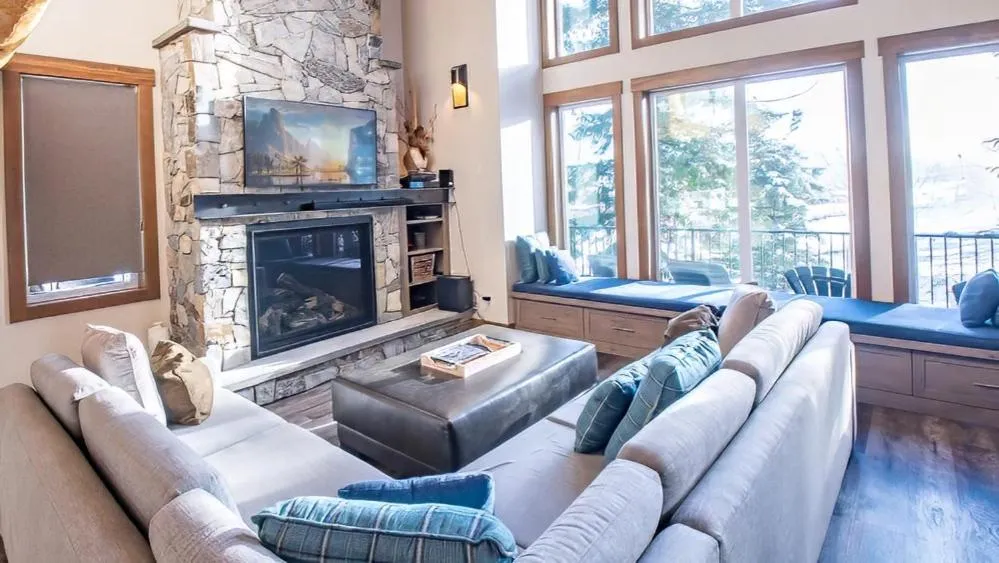 Snow Creek Cabins by Fernie Lodging Co