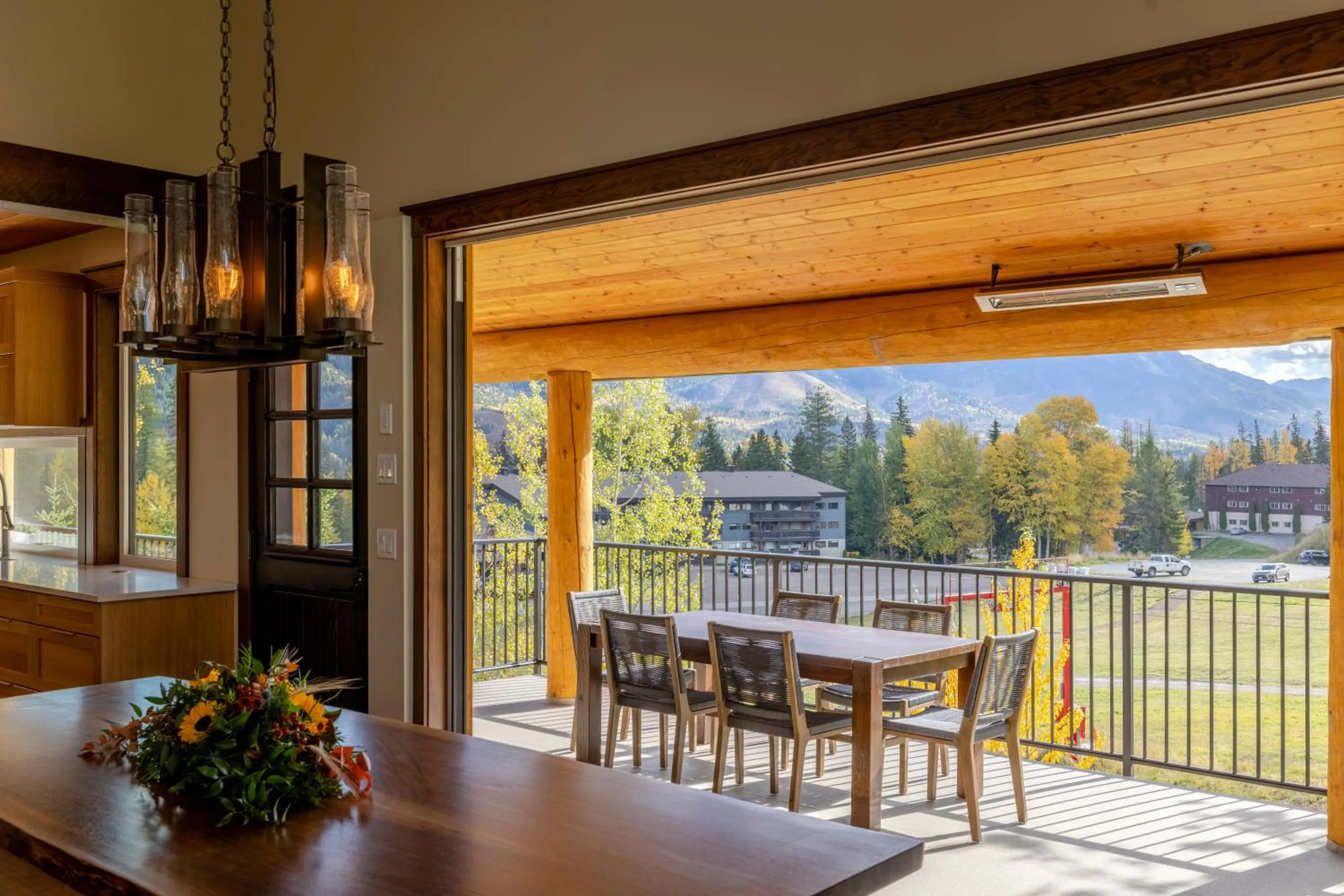 Snow Creek Cabins by Fernie Lodging Co