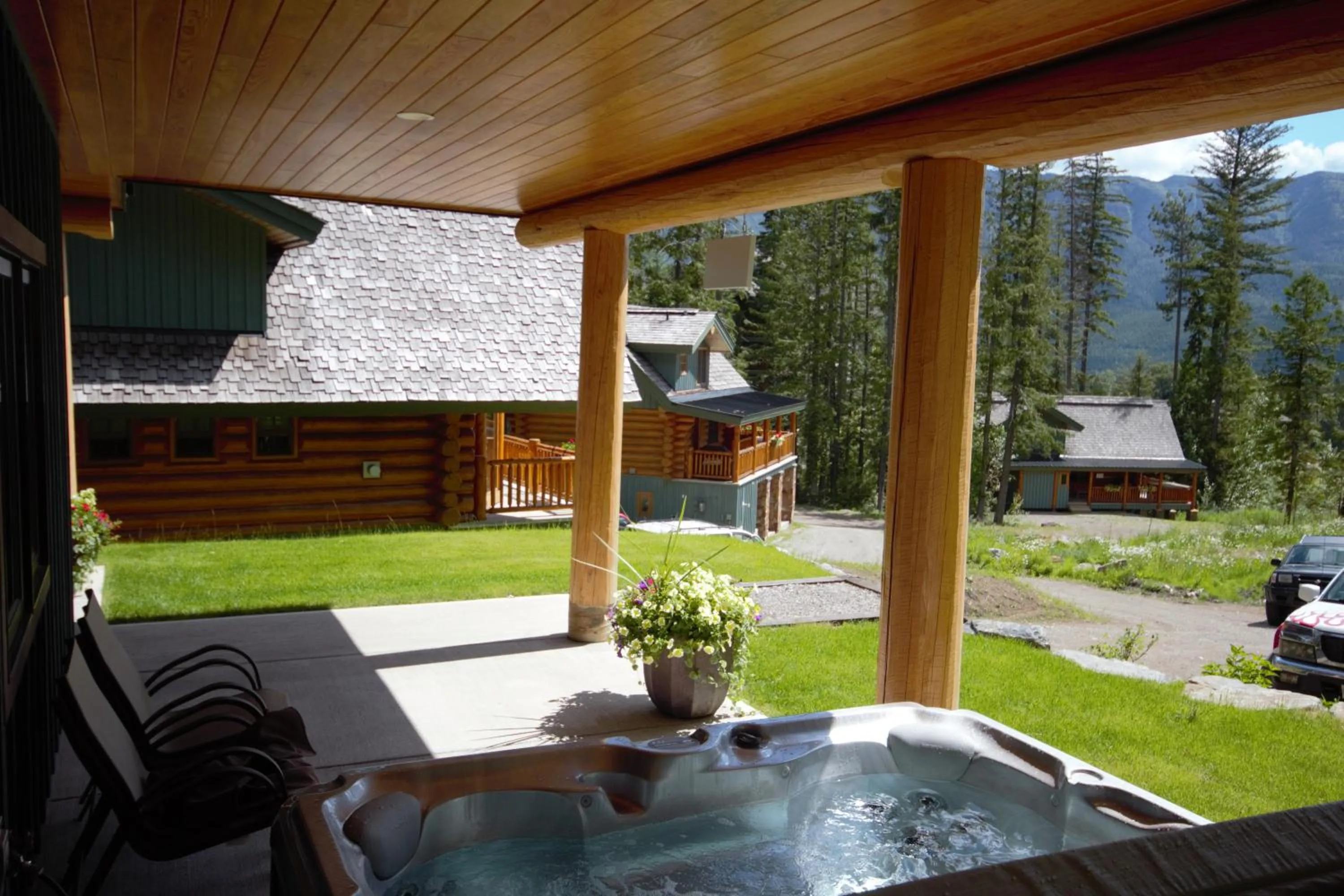 Hot Tub in Snow Creek Cabins by Fernie Lodging Co
