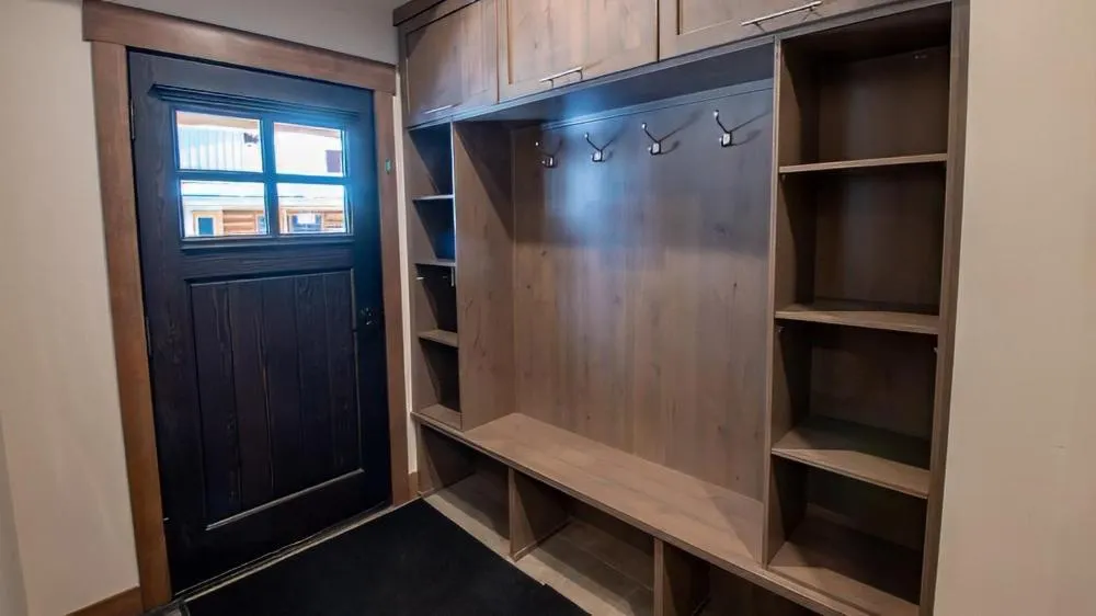 Snow Creek Cabins by Fernie Lodging Co