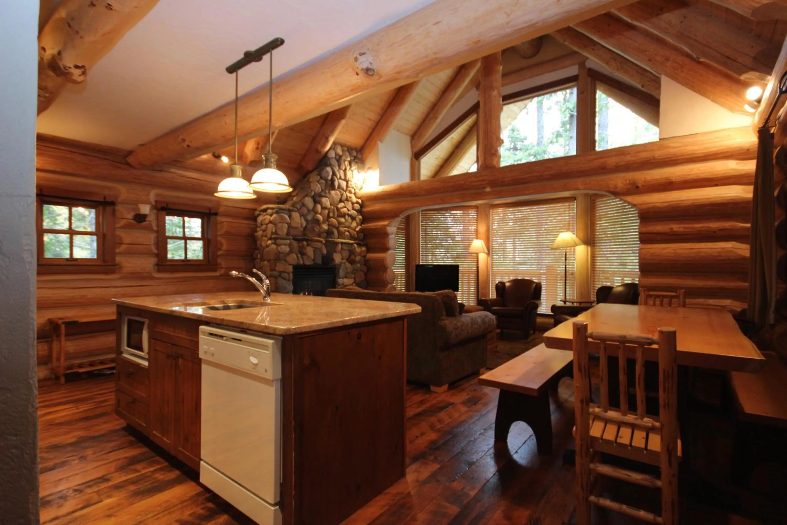 Kitchen or kitchenette in Snow Creek Cabins by Fernie Lodging Co