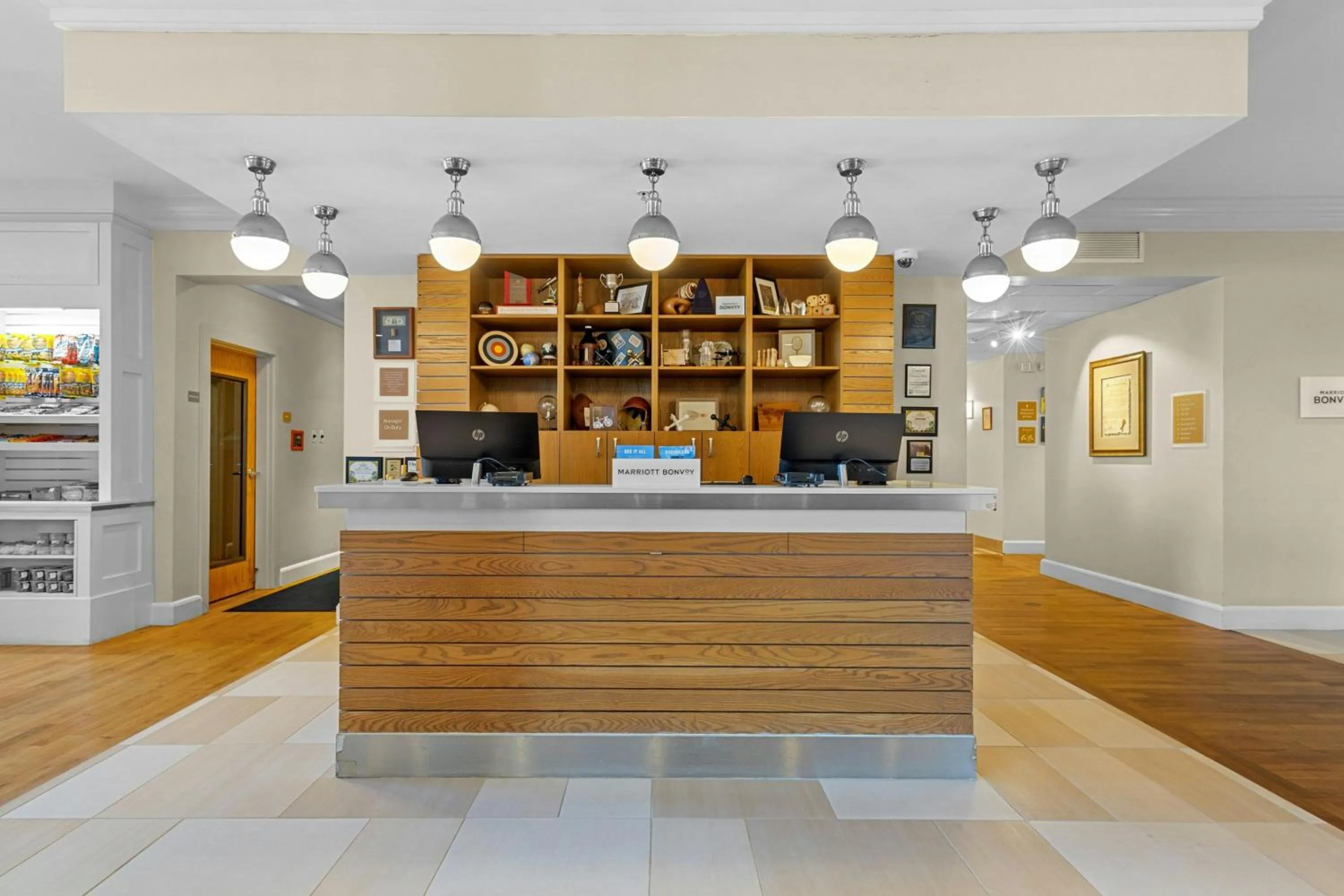 Lobby or reception in Four Points by Sheraton Punta Gorda Harborside