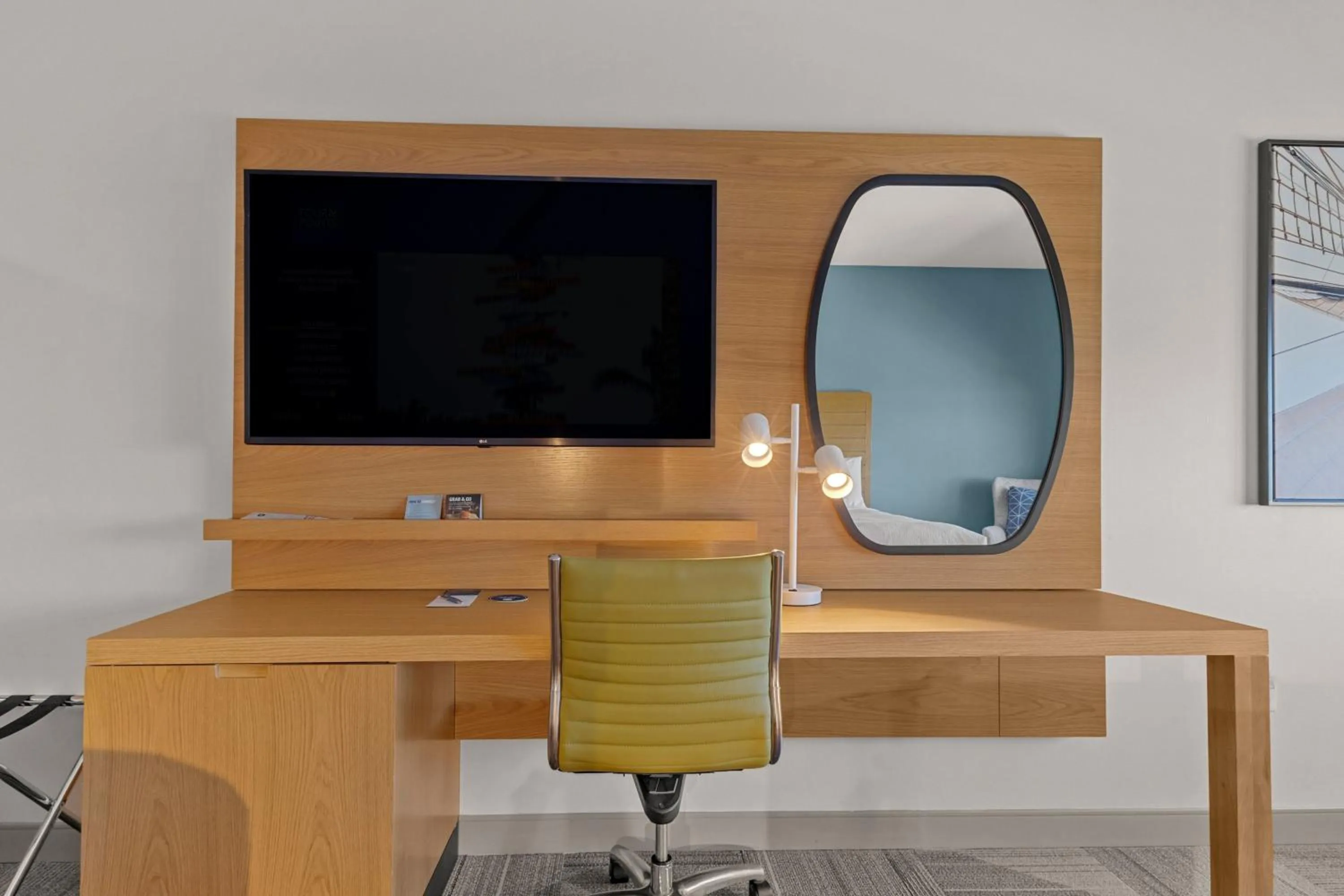 Photo of the whole room in Four Points by Sheraton Punta Gorda Harborside