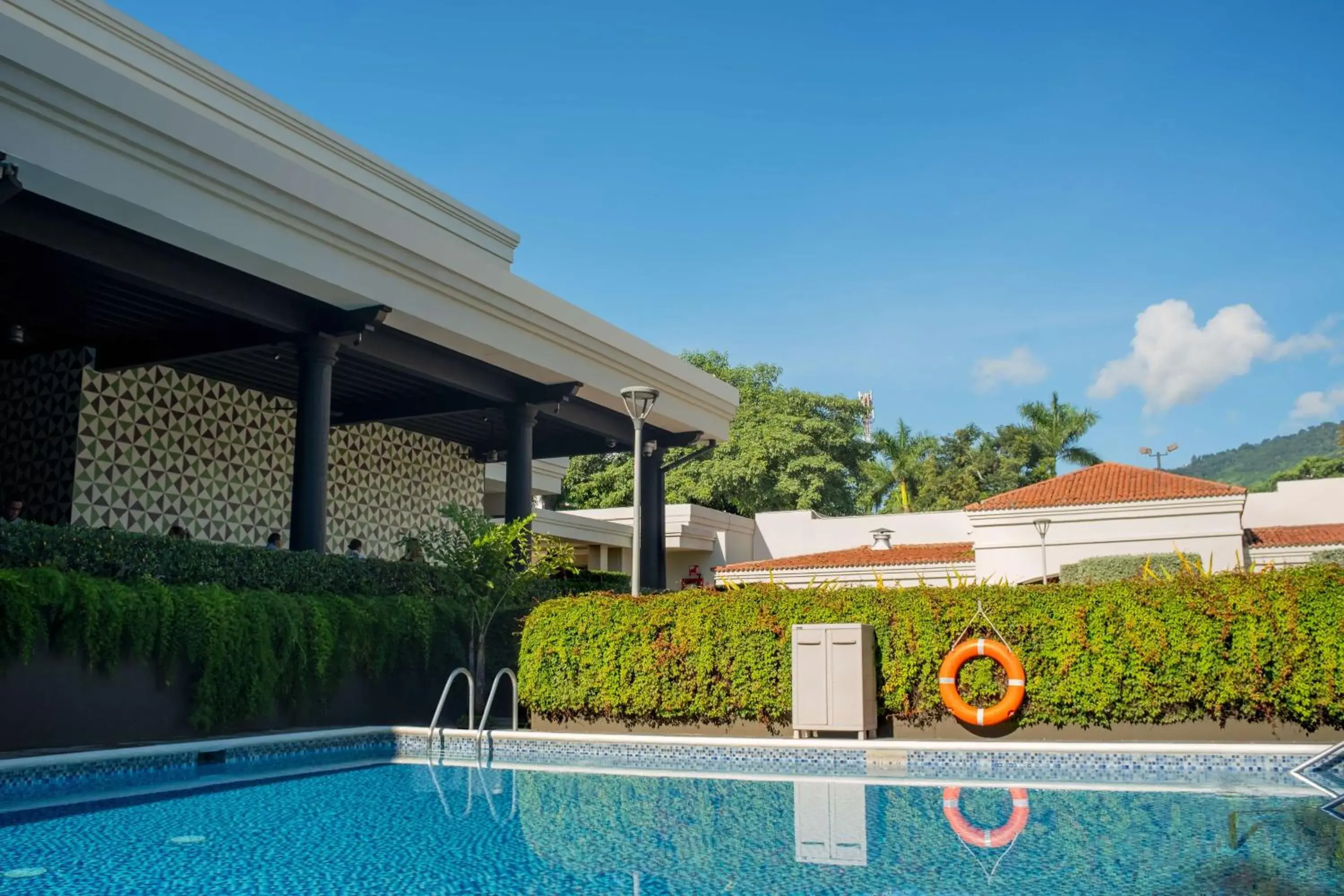 Pool view in Hilton San Salvador Pool view in Hilton San Salvador