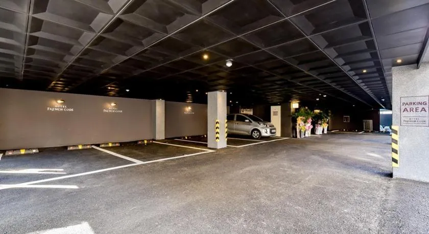 Property building in French code Hotel