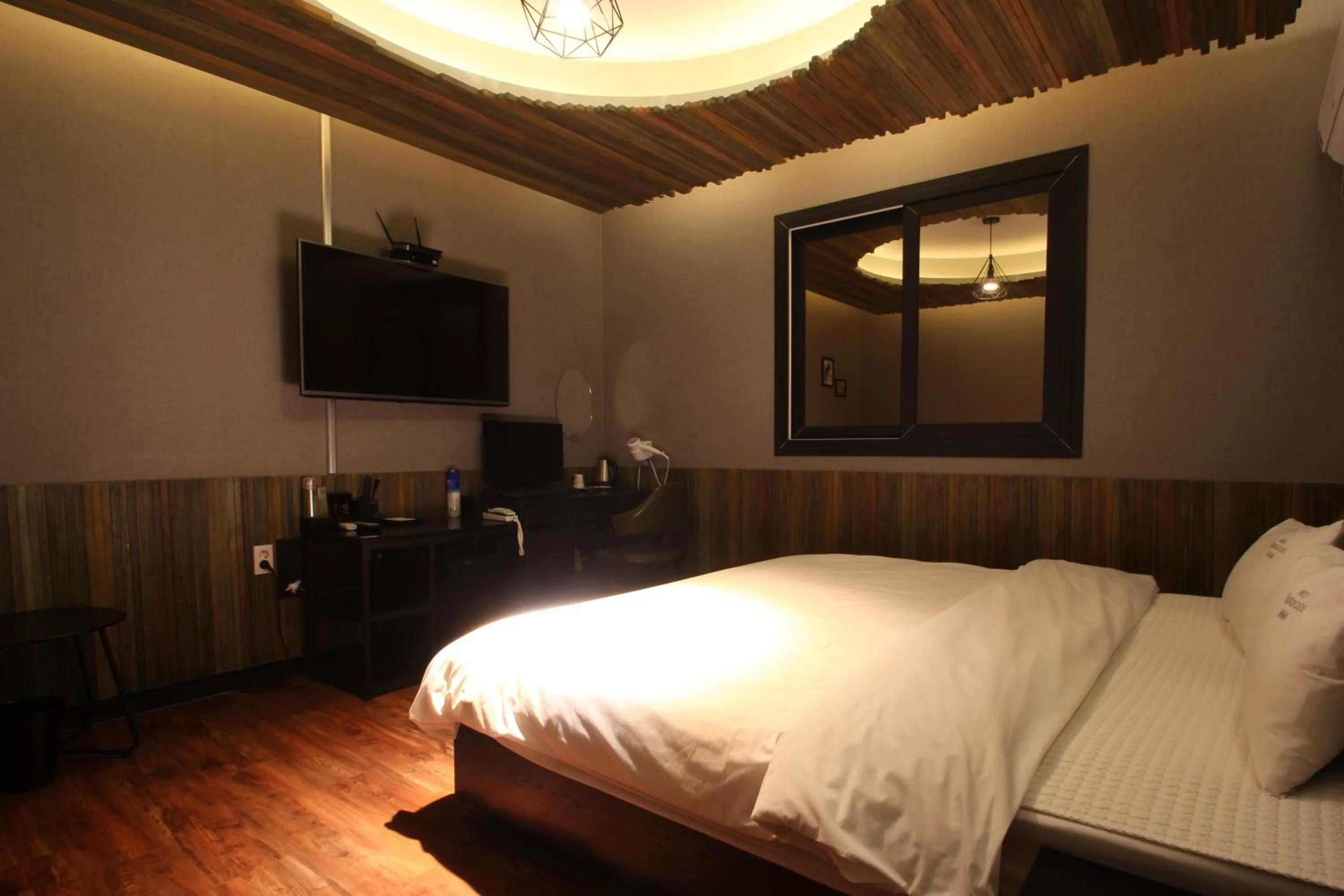 Bed in French code Hotel