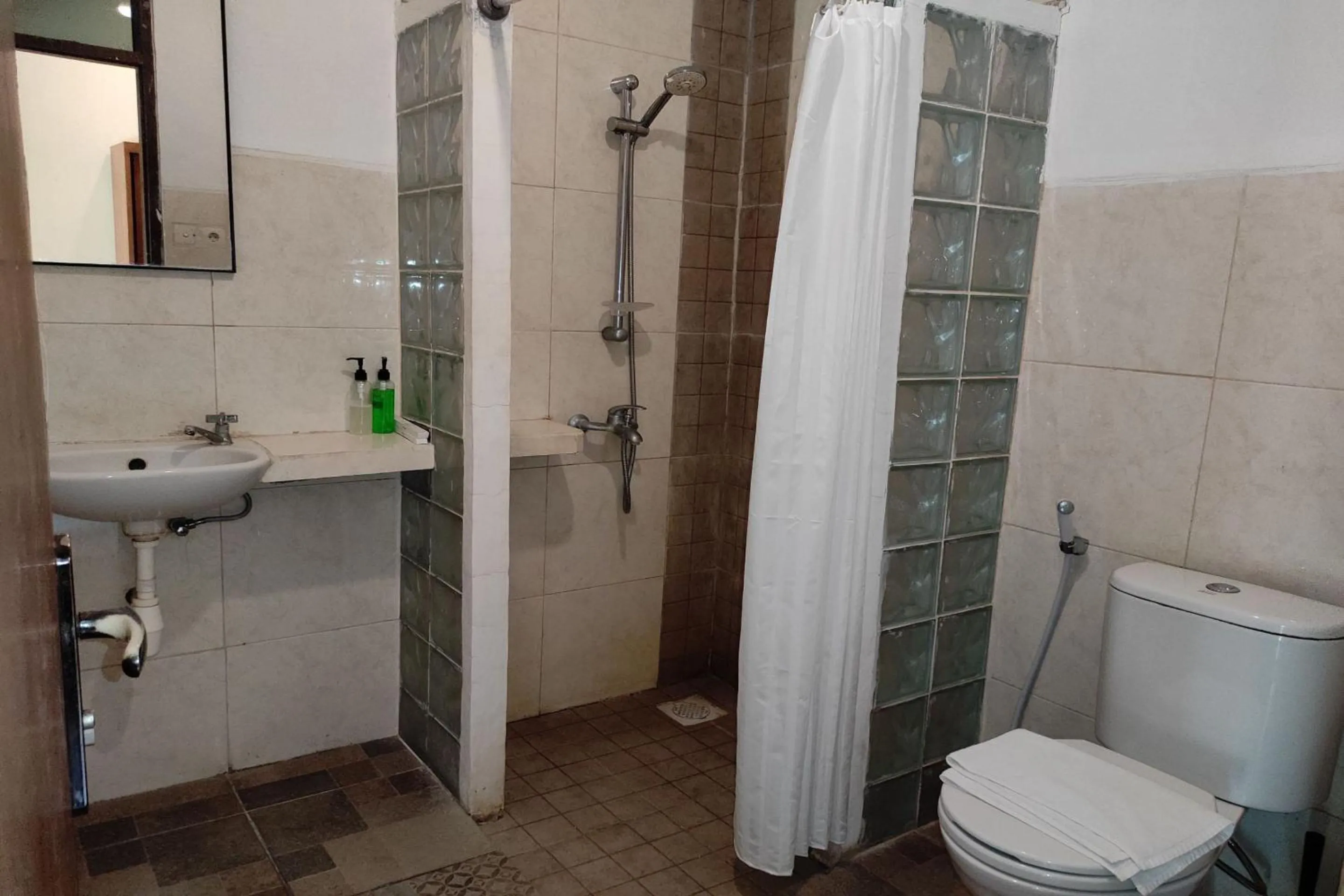 Bathroom in Villa Puri Royan Jimbaran