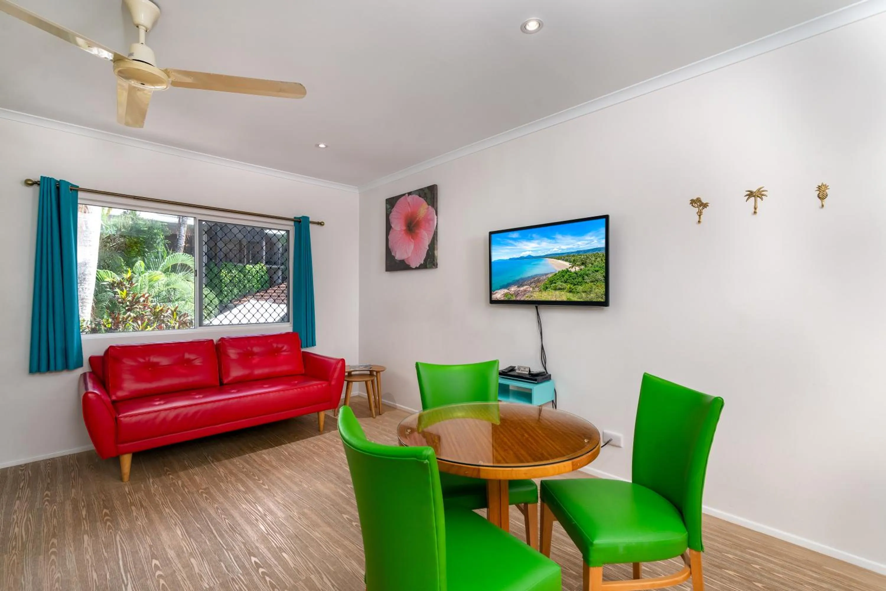 Bedroom in Port Douglas Motel