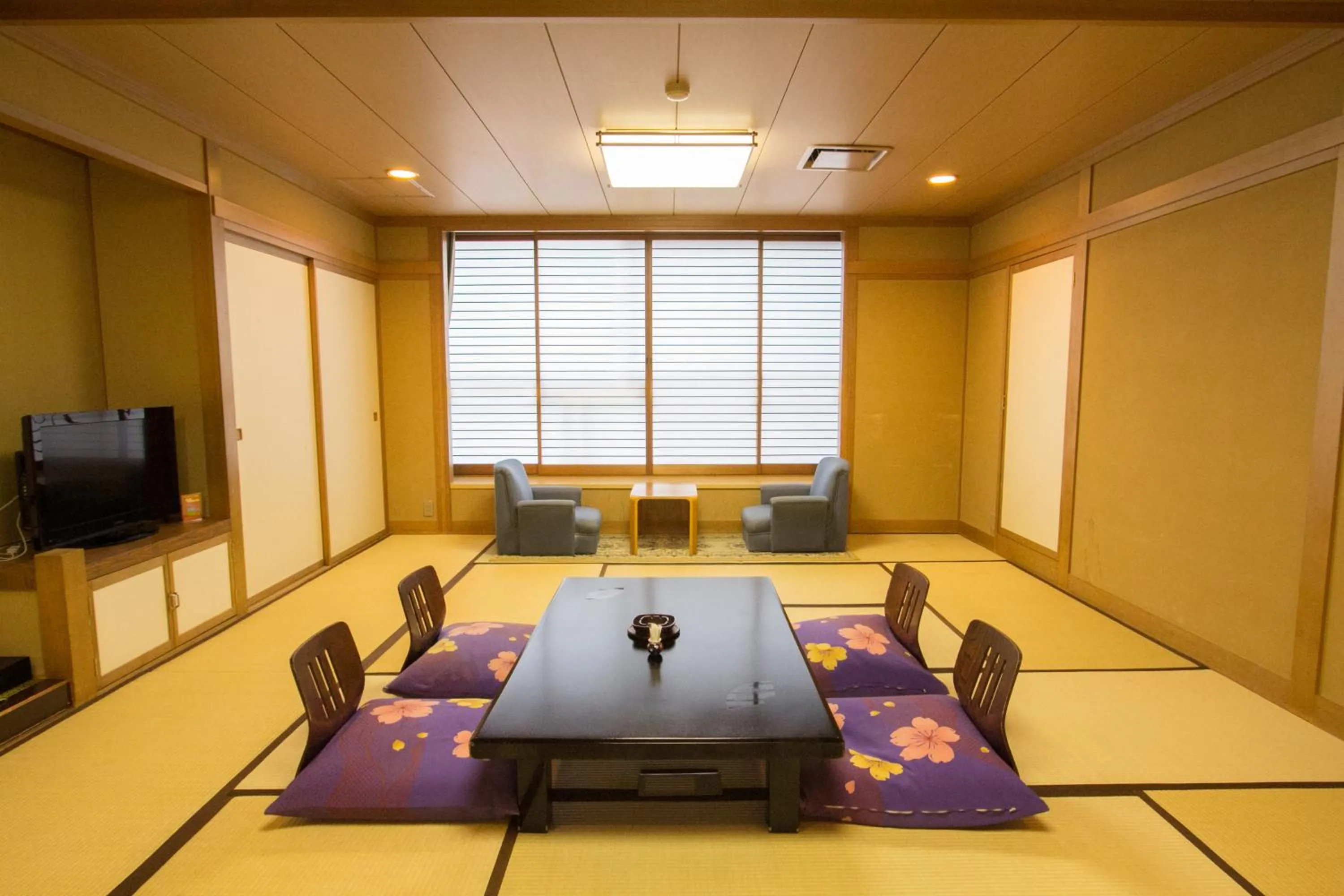 Photo of the whole room in Yuzawa Grand Hotel