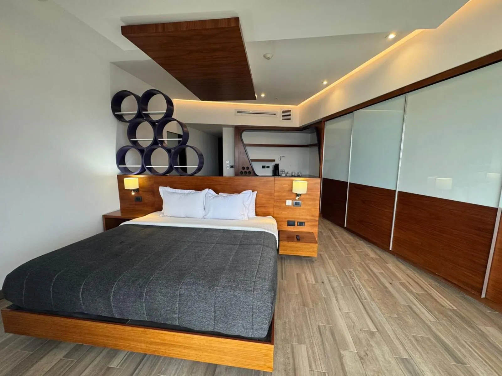 Bedroom, Bed in Sonata Hotel Puebla Angelópolis Distrito Sonata