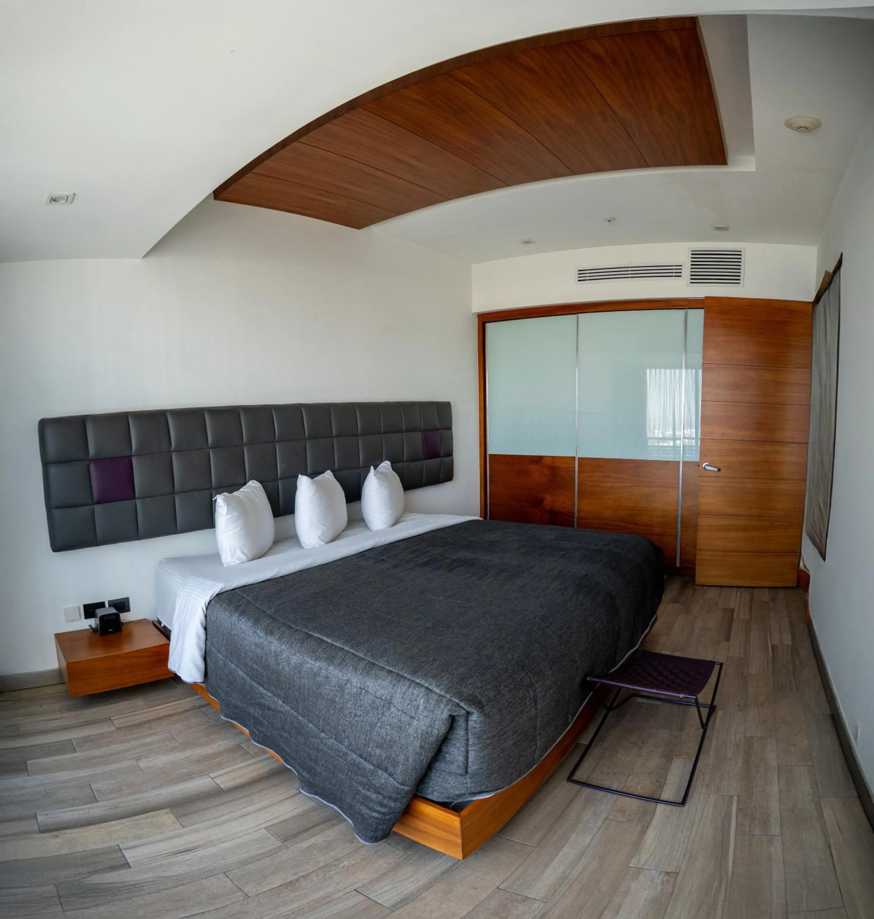 Bed in Sonata Hotel Puebla Angelópolis Distrito Sonata