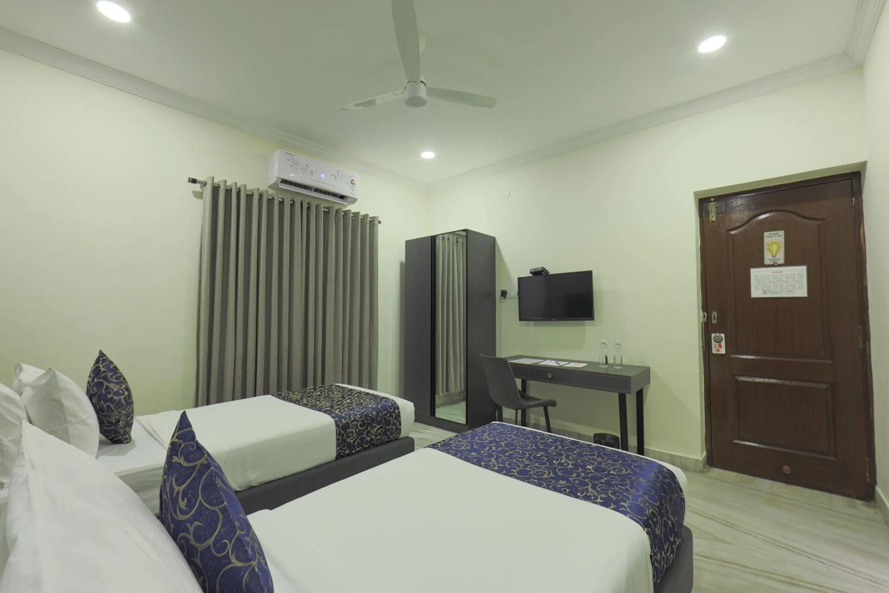Bed in Hotel Athome & Serviced Apartments by Deccan Serai Hotels