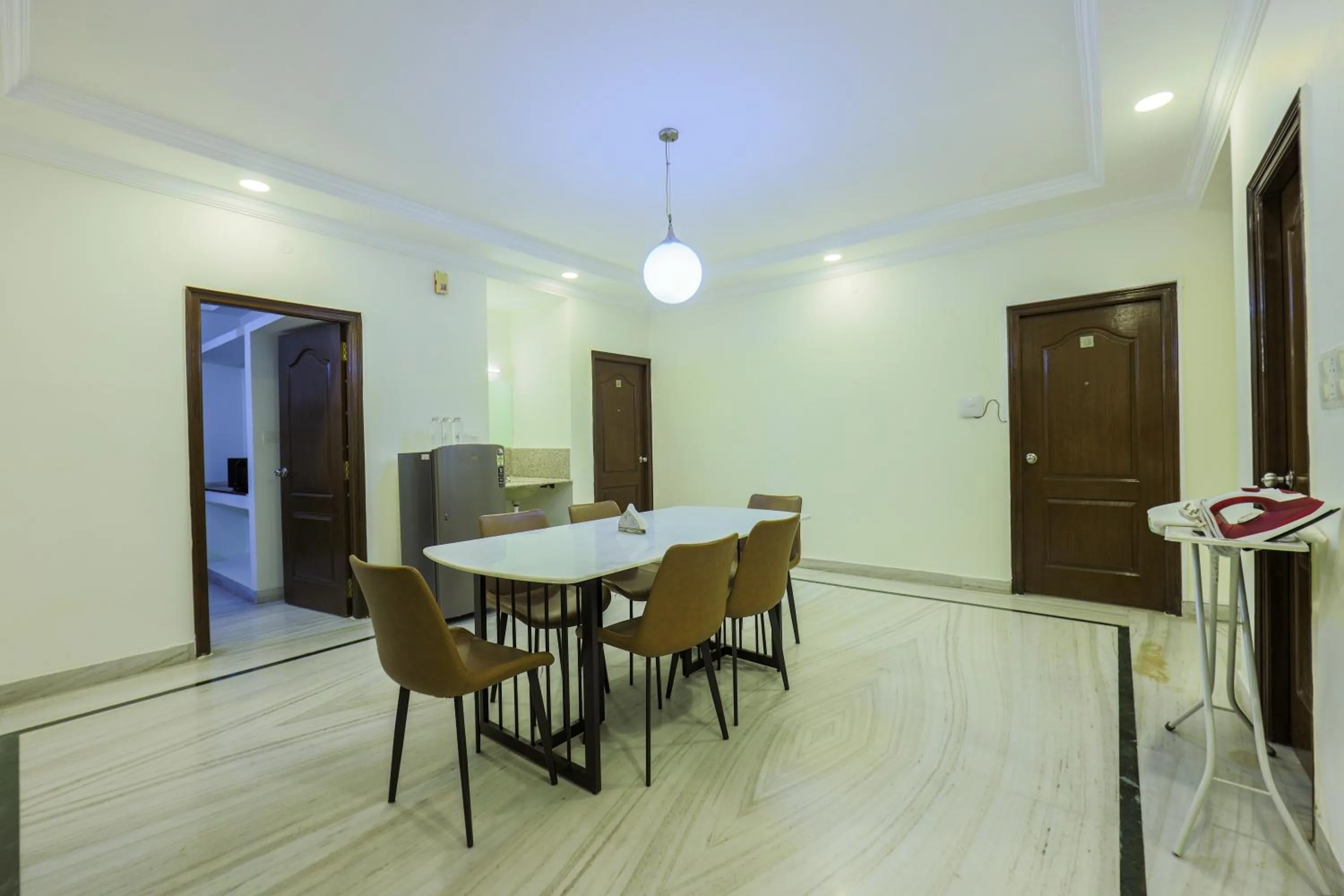 Dining area in Hotel Athome & Serviced Apartments by Deccan Serai Hotels