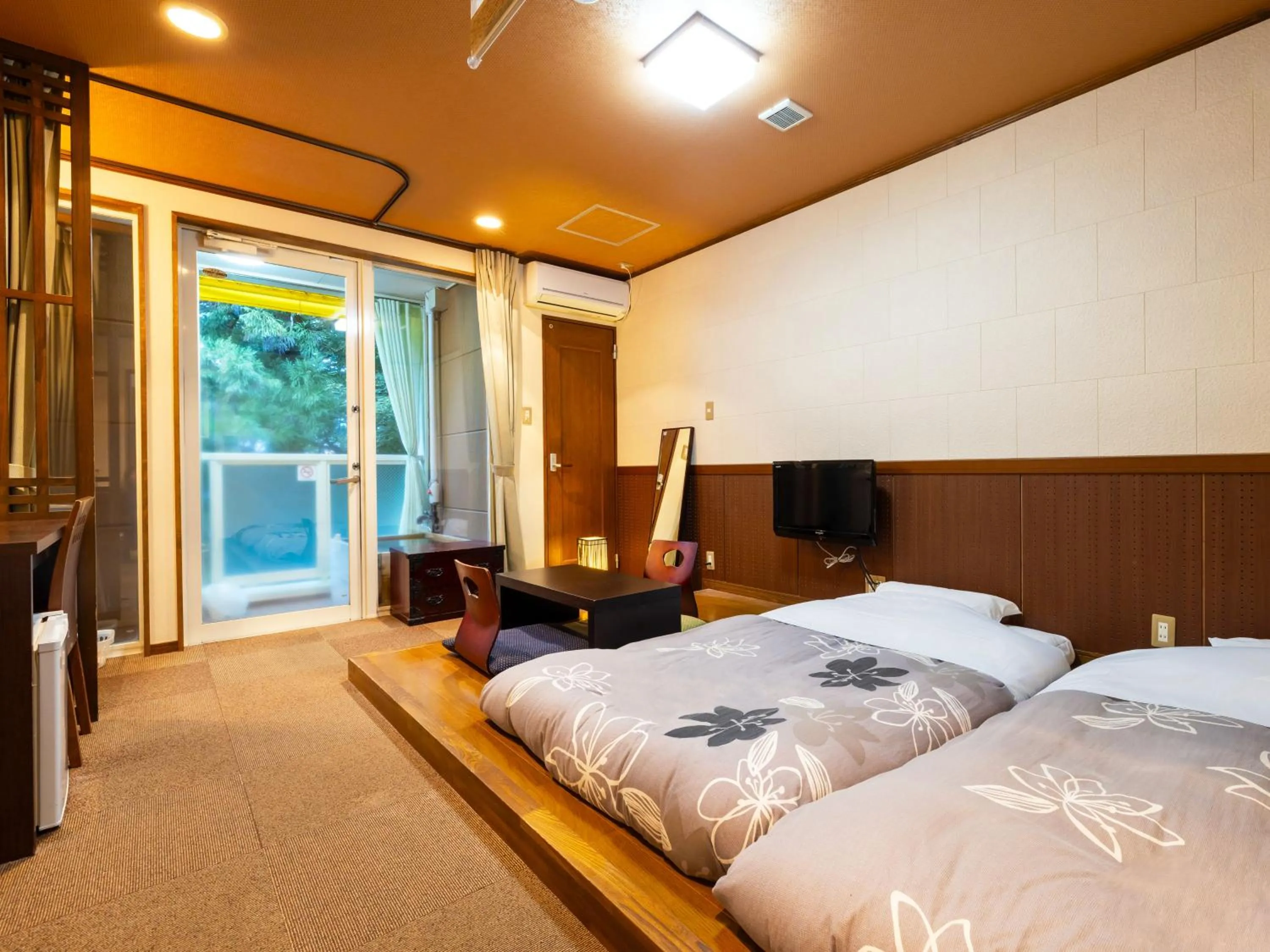 Bed in Hotel Casual Euro