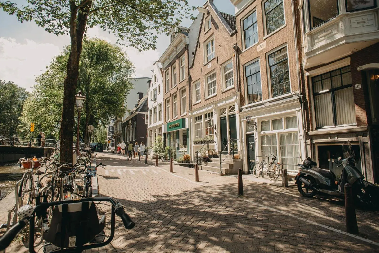 Neighbourhood in Follow your Heart in Amsterdam