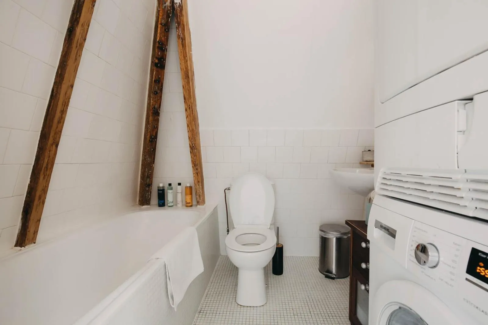 Bathroom in Follow your Heart in Amsterdam