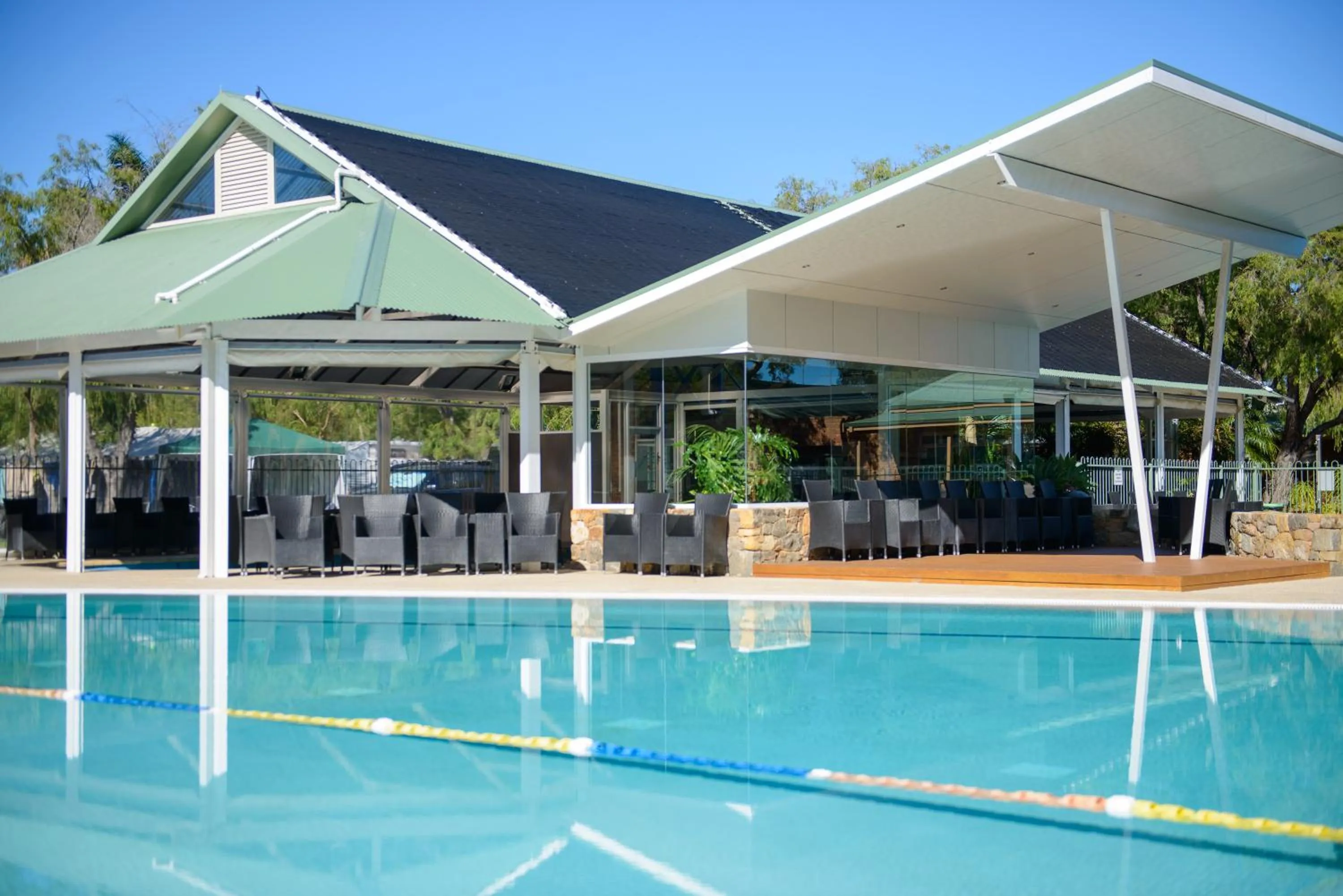 Swimming pool in Mandalay Holiday Resort and Tourist Park