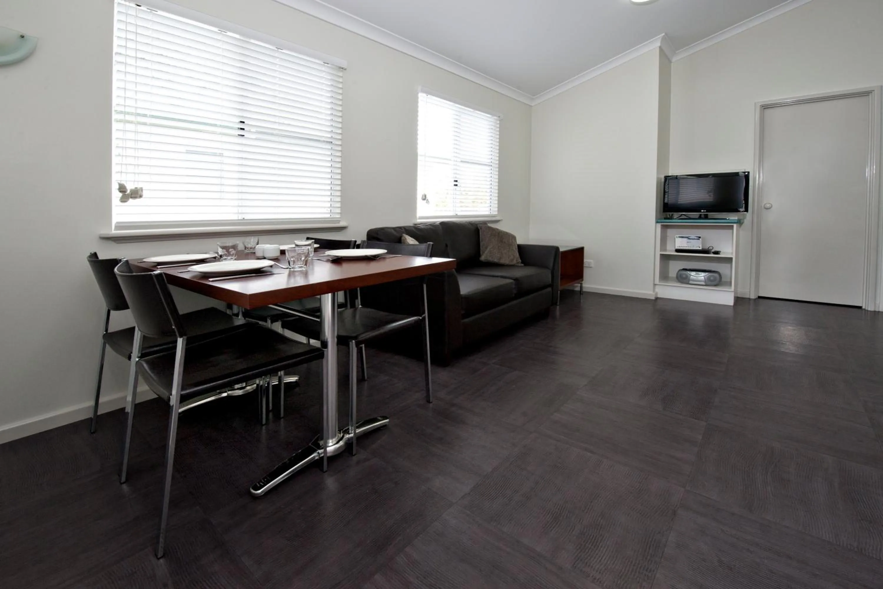 Seating area in Mandalay Holiday Resort and Tourist Park