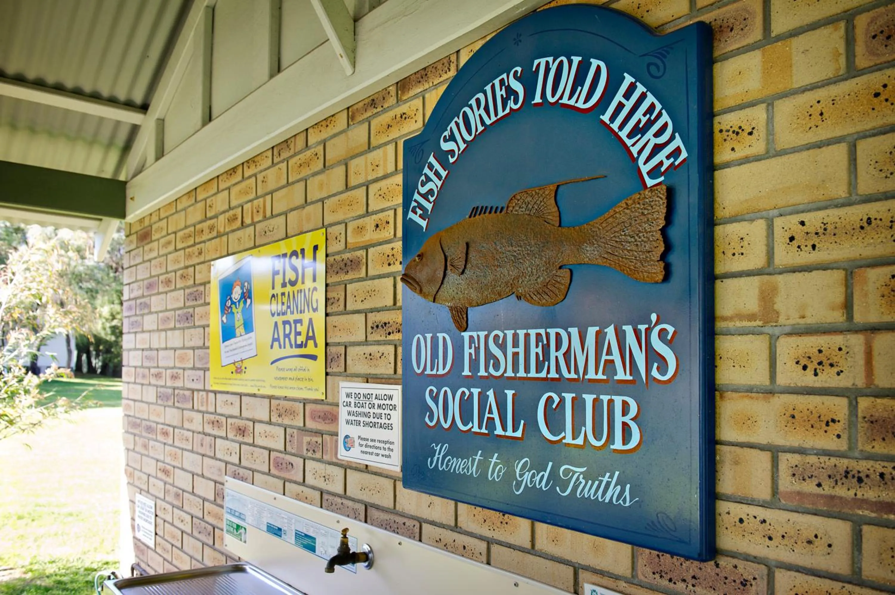 Fishing in Mandalay Holiday Resort and Tourist Park