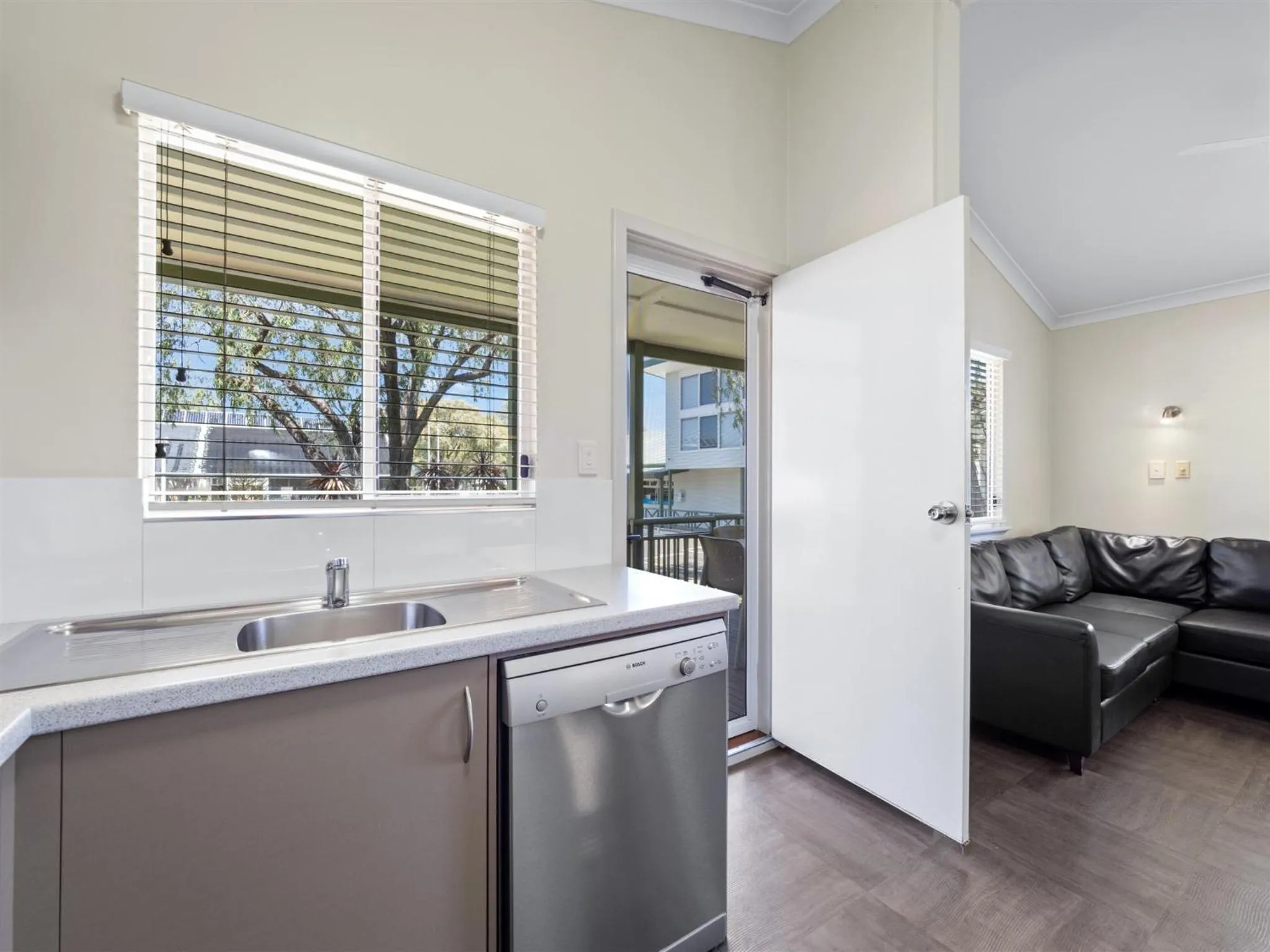 Kitchen or kitchenette in Mandalay Holiday Resort and Tourist Park
