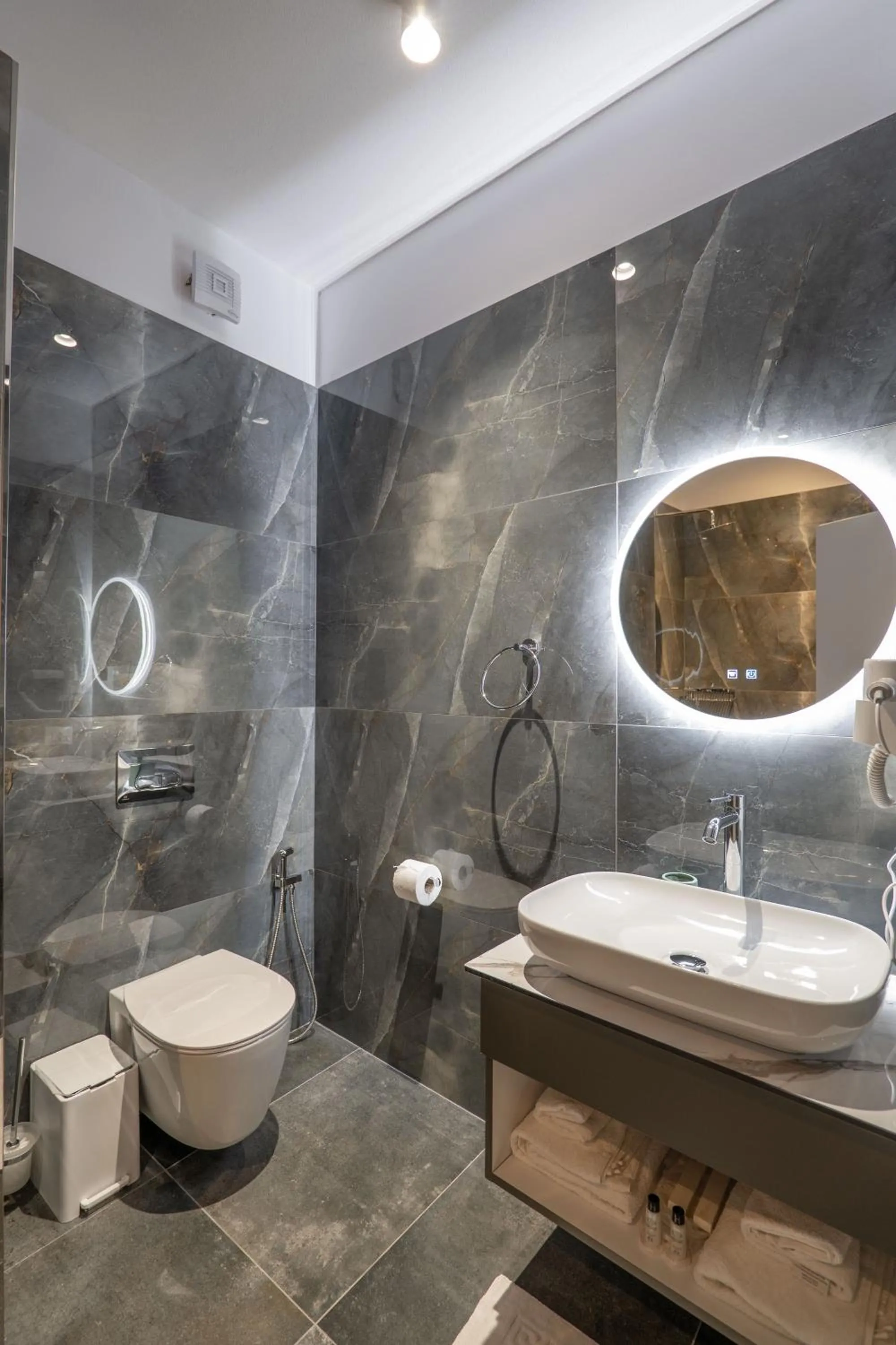 Bathroom in Villa Green Garden