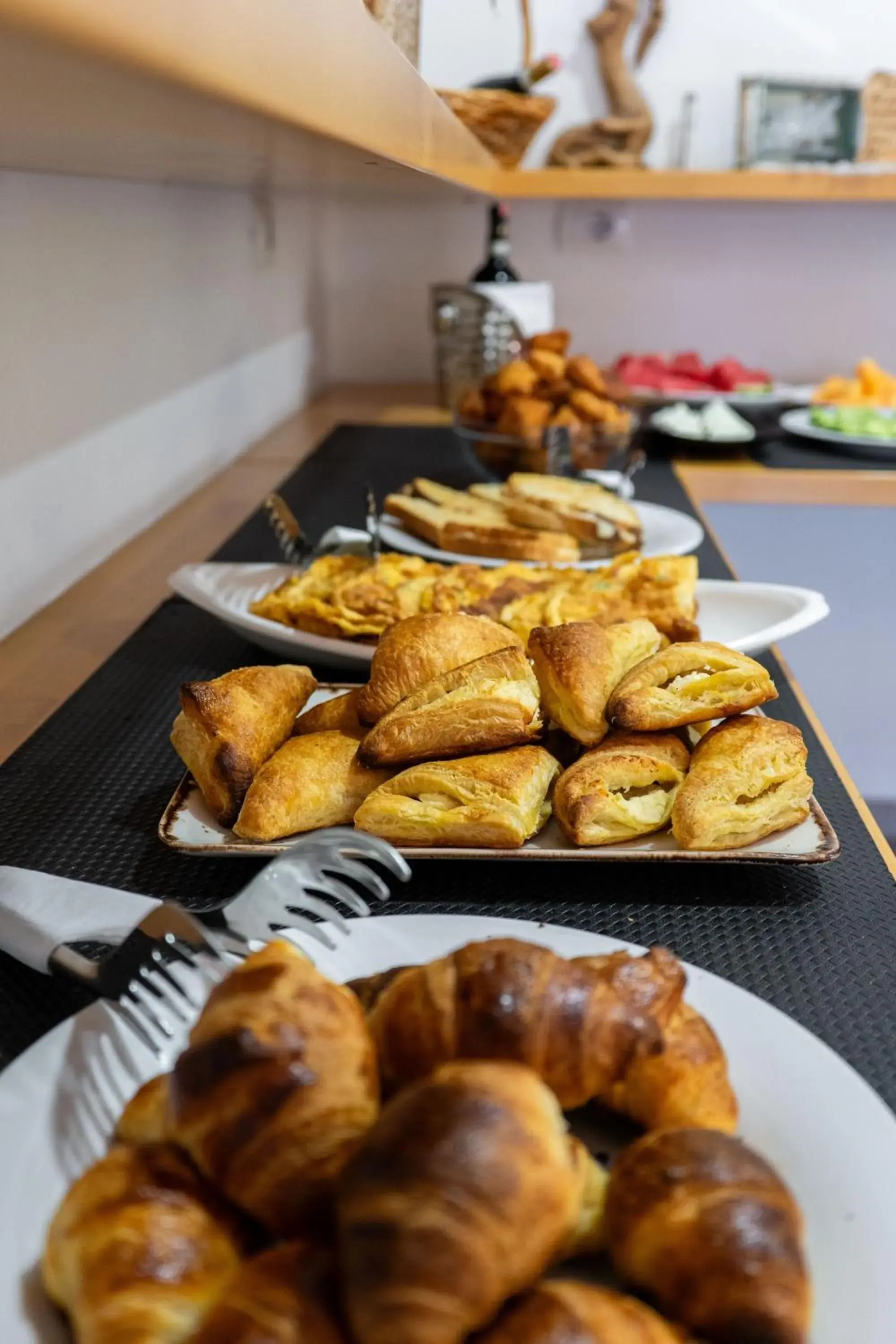 Continental breakfast in Villa Green Garden Continental breakfast in Villa Green Garden