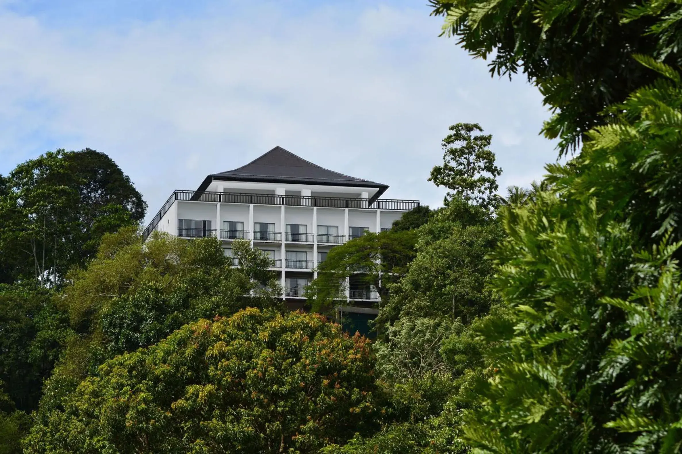 Property building in Swiss Residence Kandy Property building in Swiss Residence Kandy