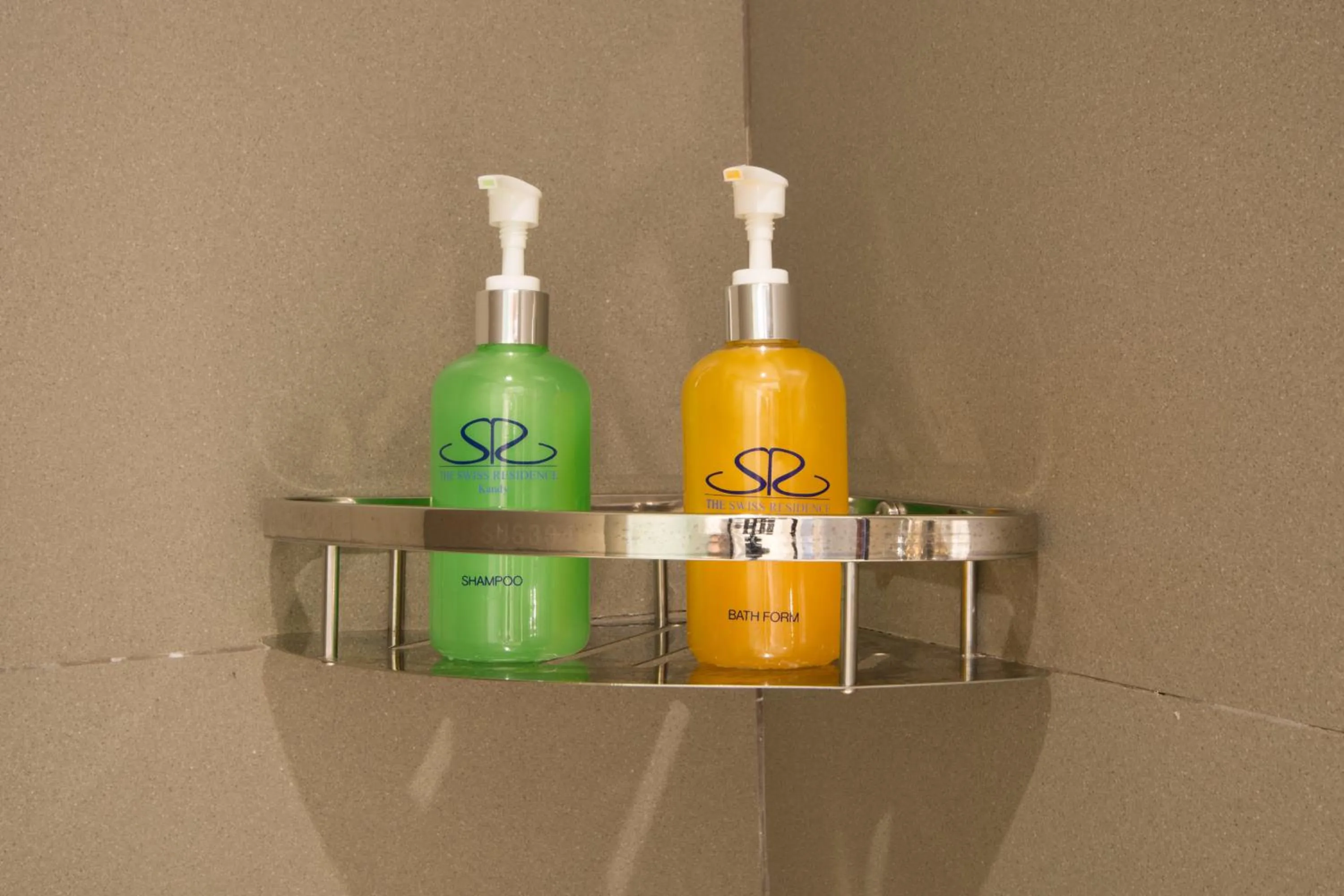 Shower in Swiss Residence Kandy