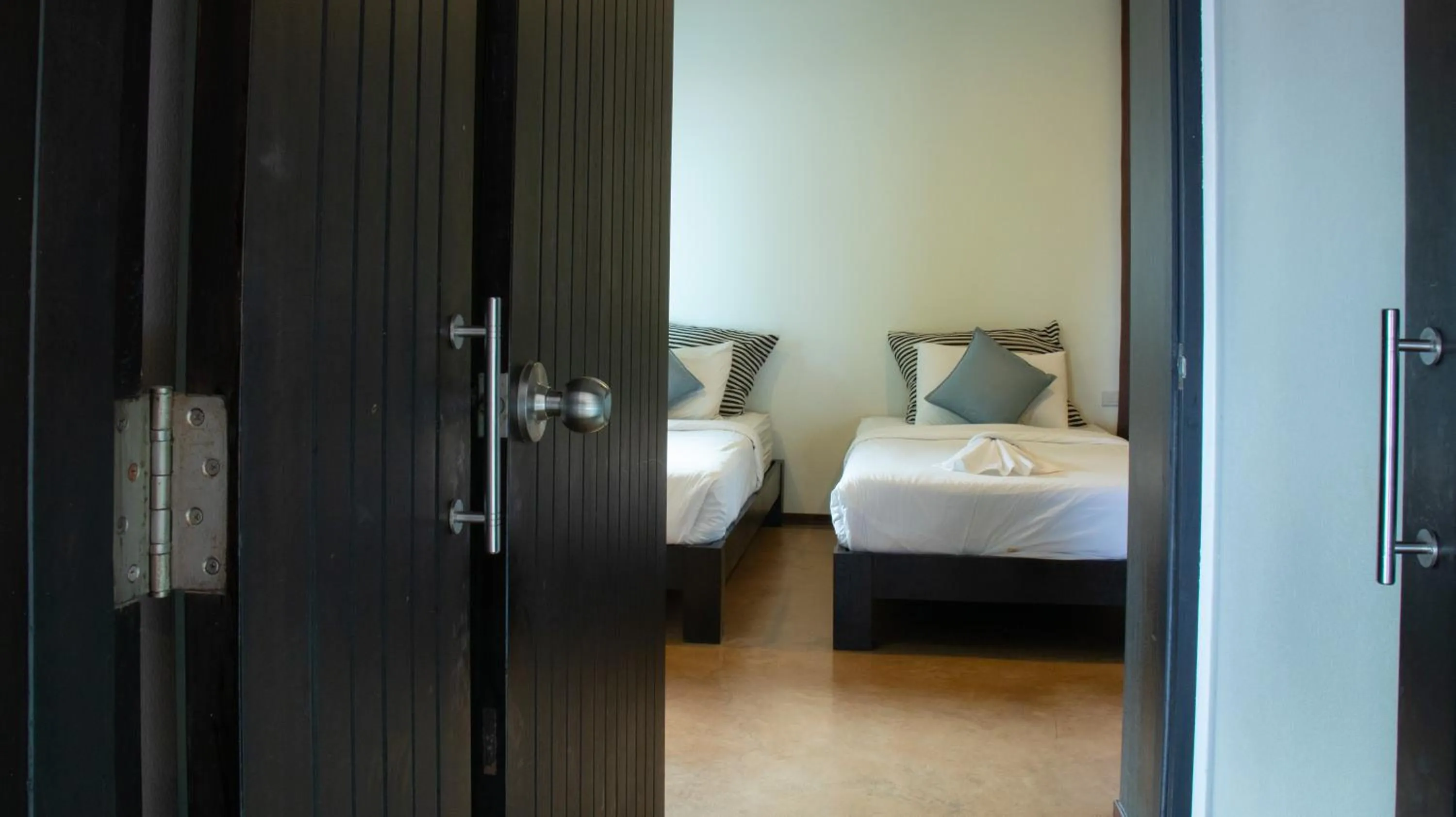 Bed in Chidlom Resort