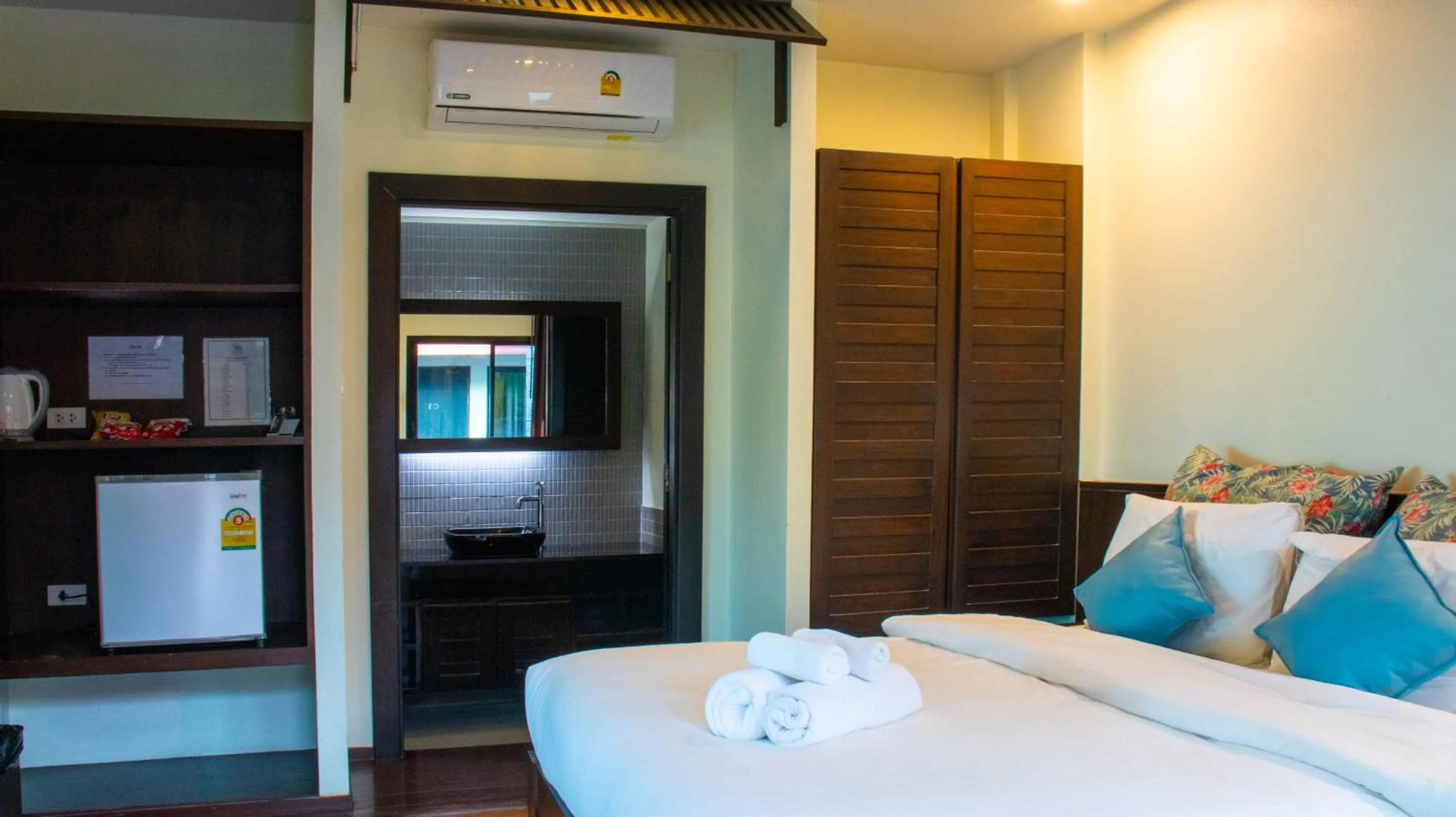 Bed in Chidlom Resort