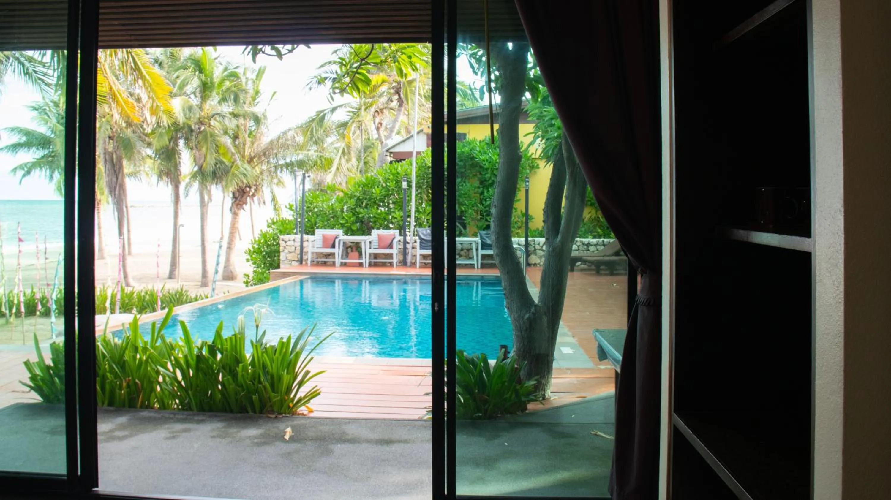 Garden in Chidlom Resort