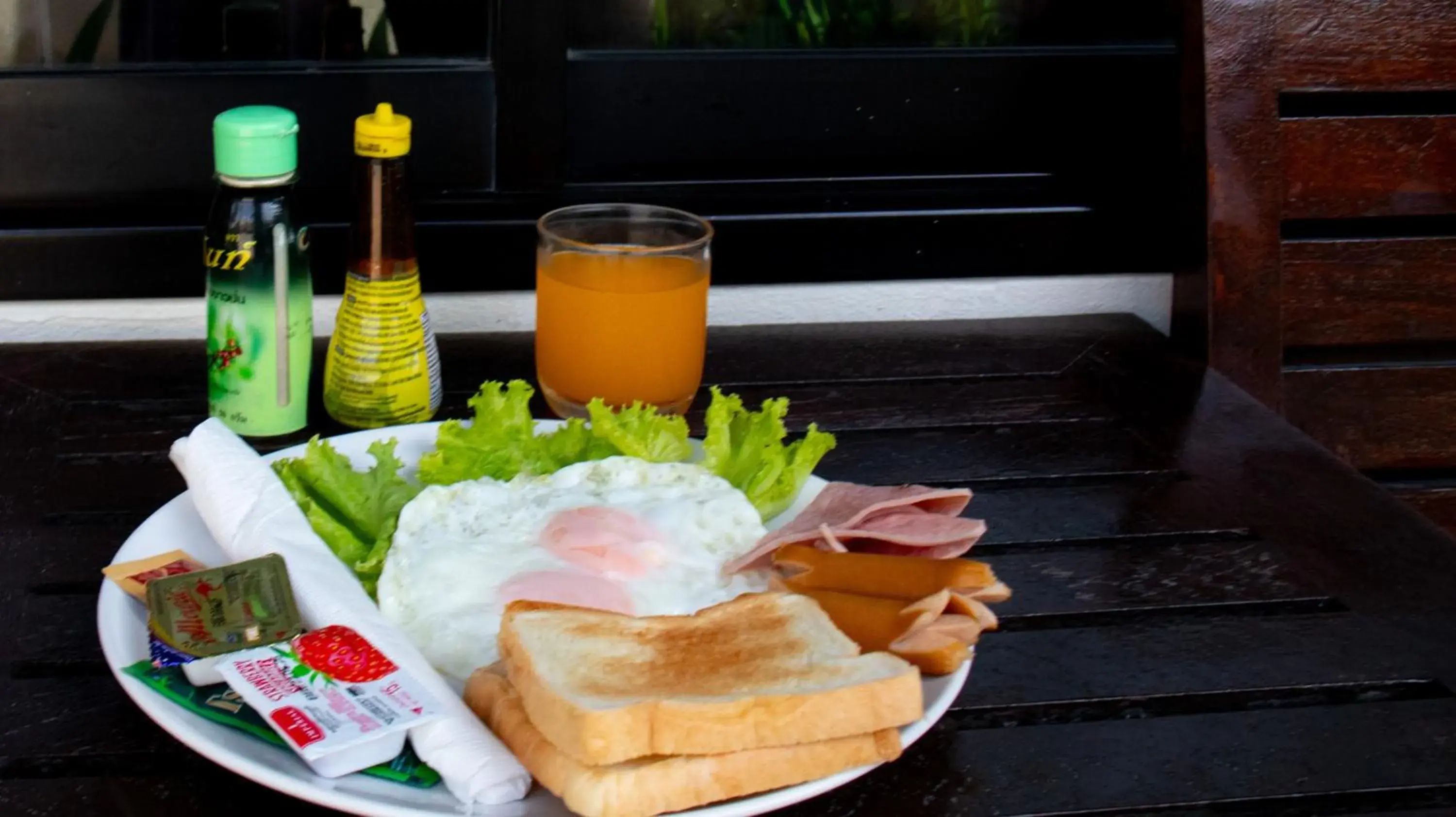 Breakfast in Chidlom Resort Breakfast in Chidlom Resort