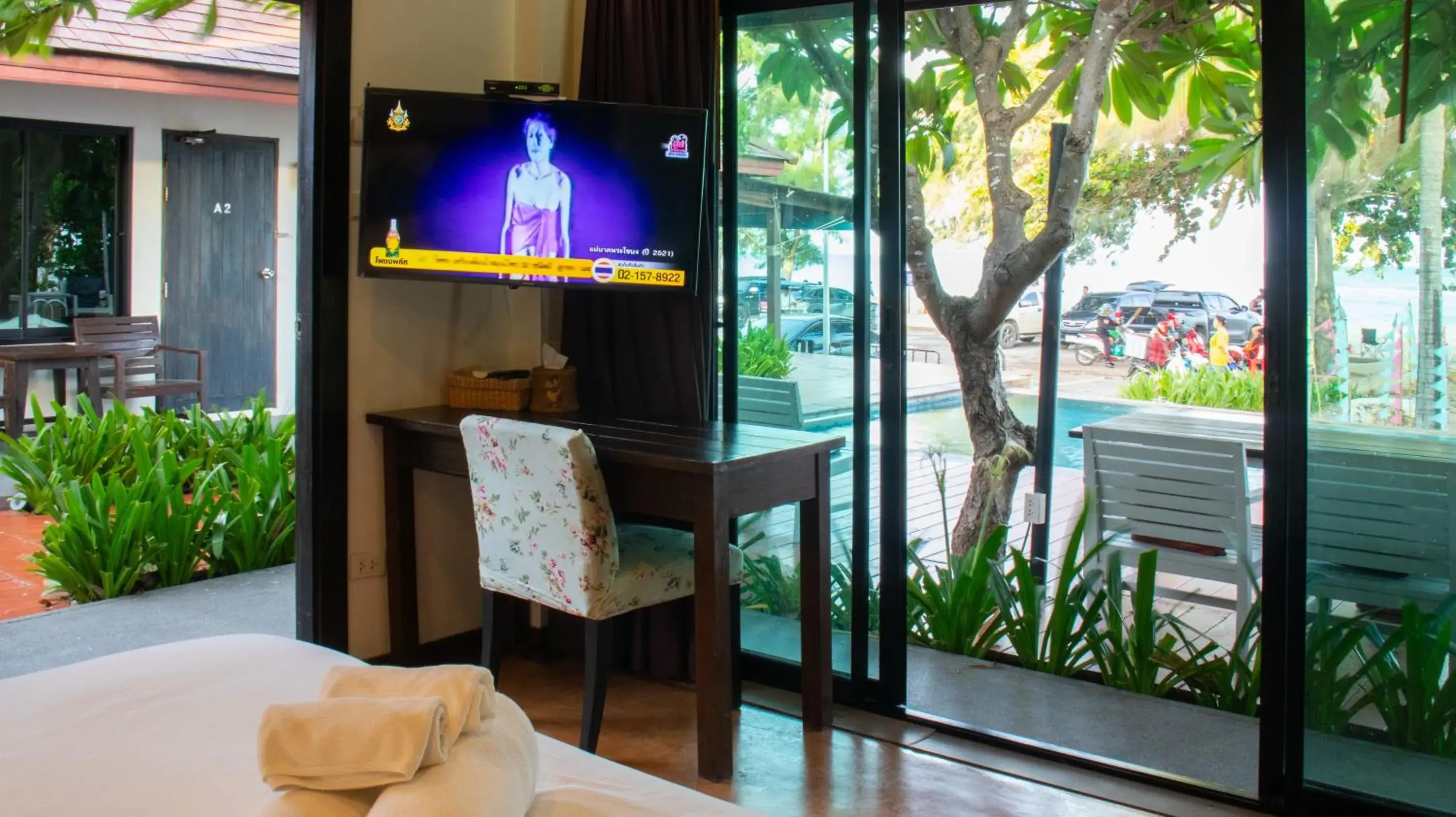 Pool view in Chidlom Resort Pool view in Chidlom Resort