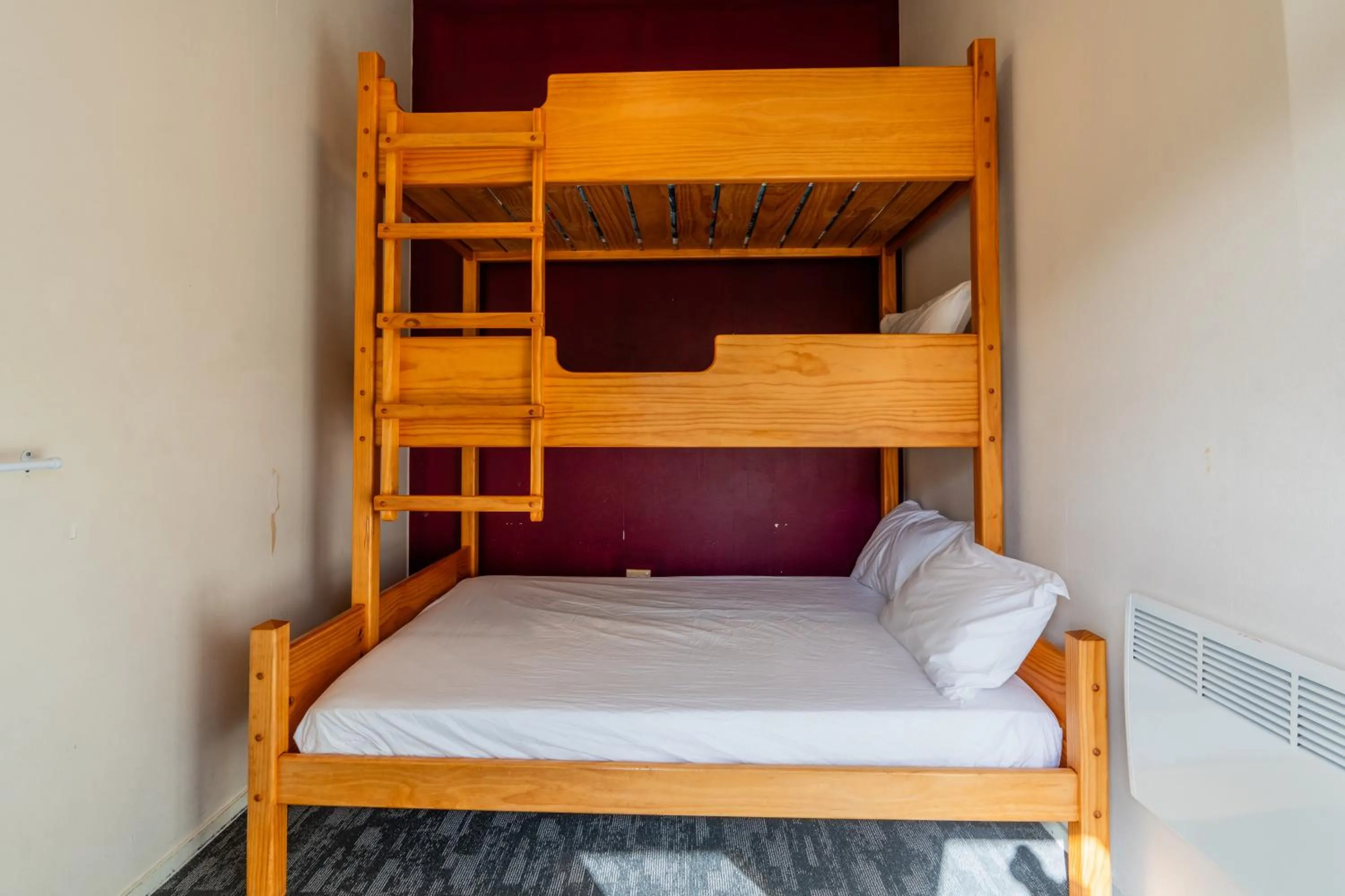 Bed in Tasman Holiday Parks - Coromandel