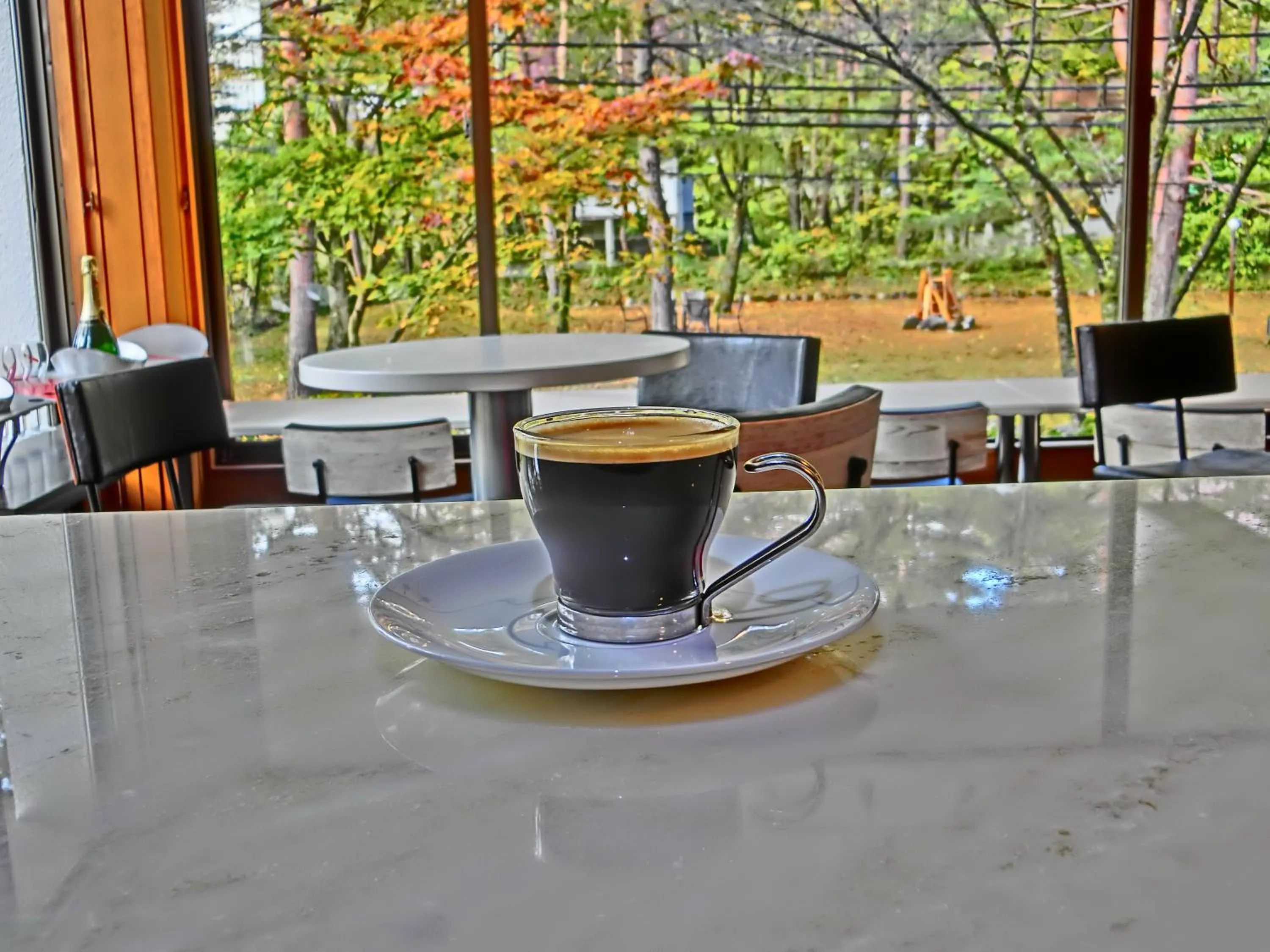 Coffee/tea facilities in White Horse Hotel
