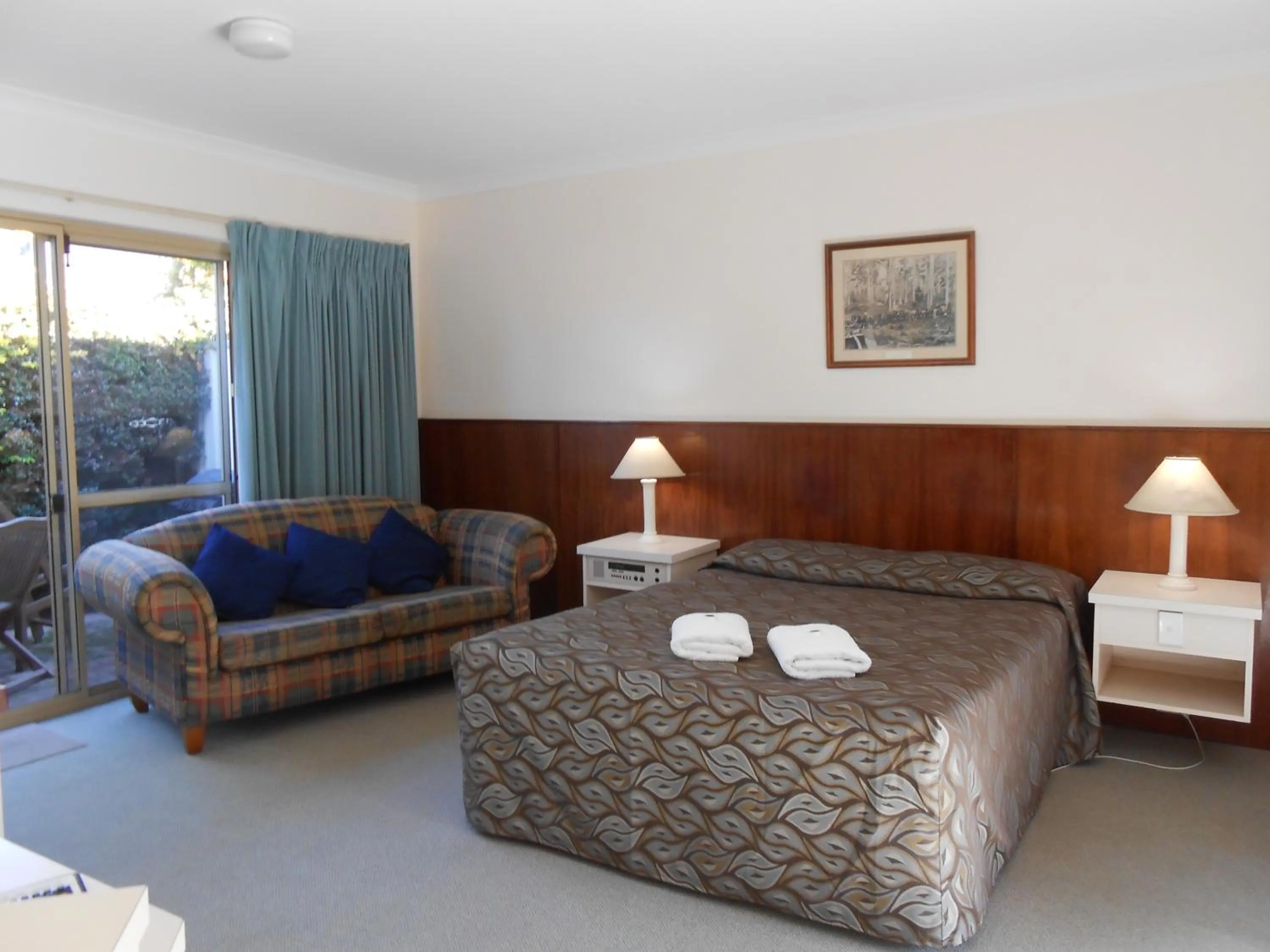 Living room, Bed in Augusta's Georgiana Molloy Motel