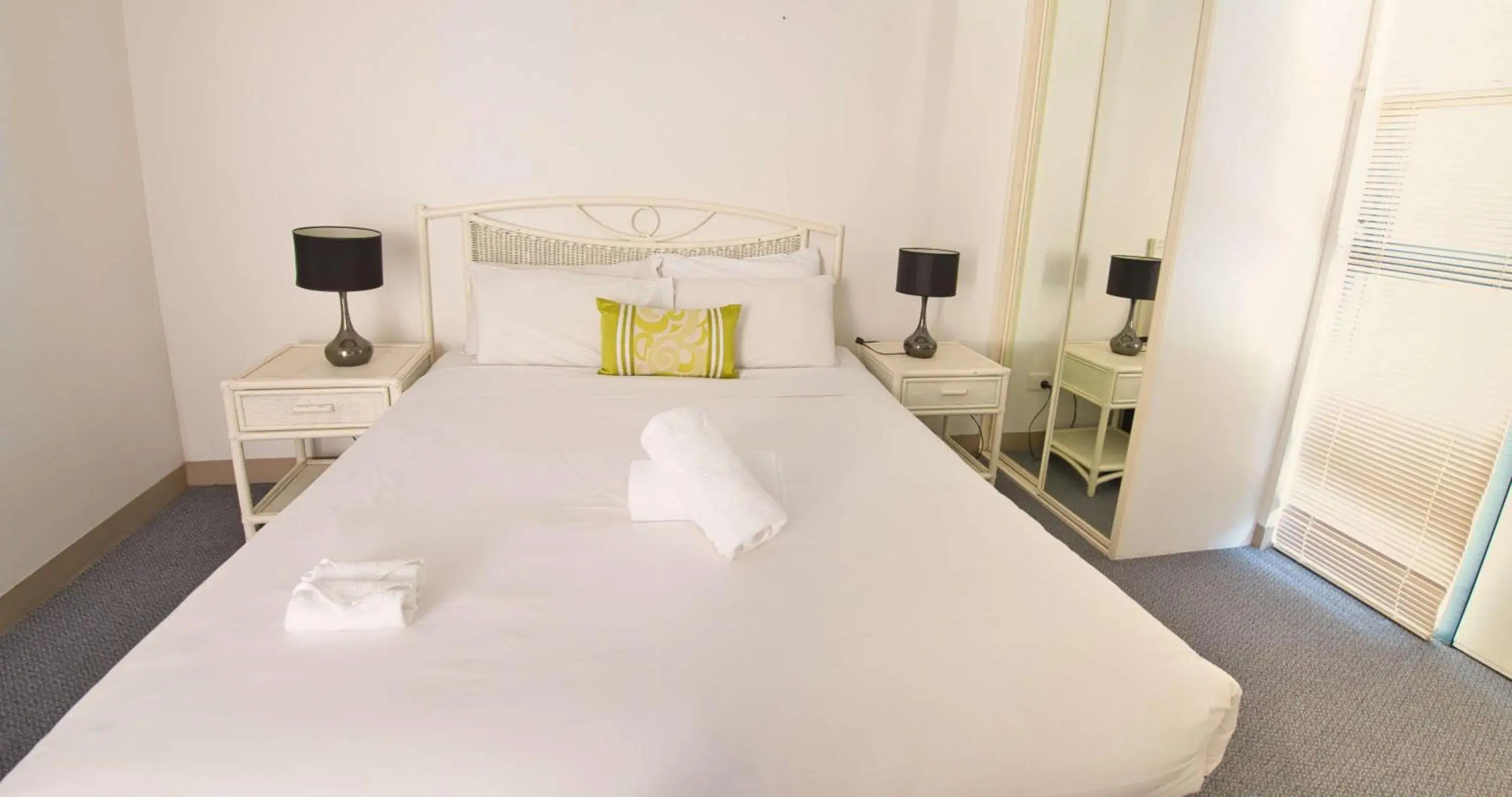 Bed in Nelson Bay Breeze Bed in Nelson Bay Breeze