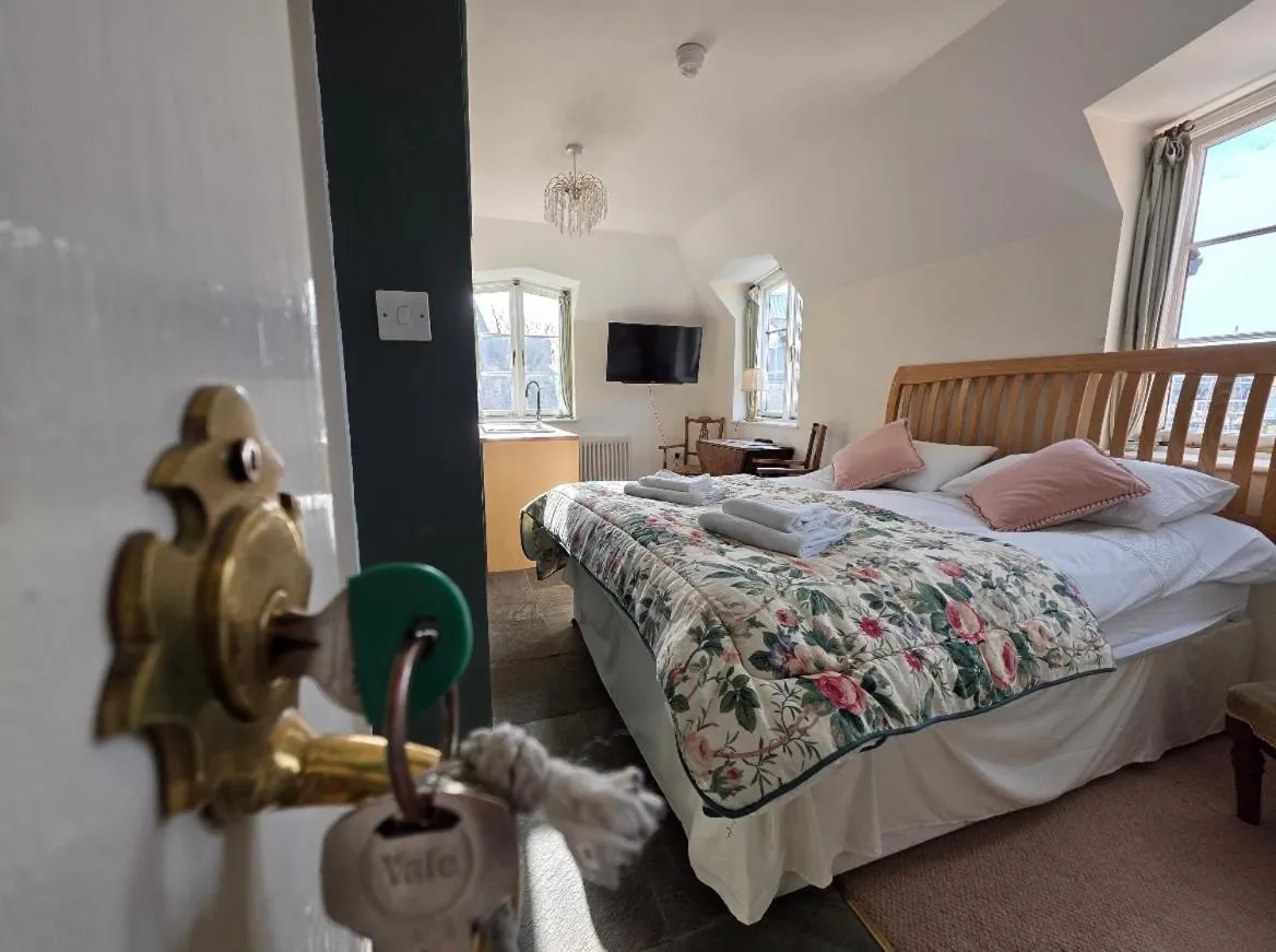 Bed in The Steam Packet