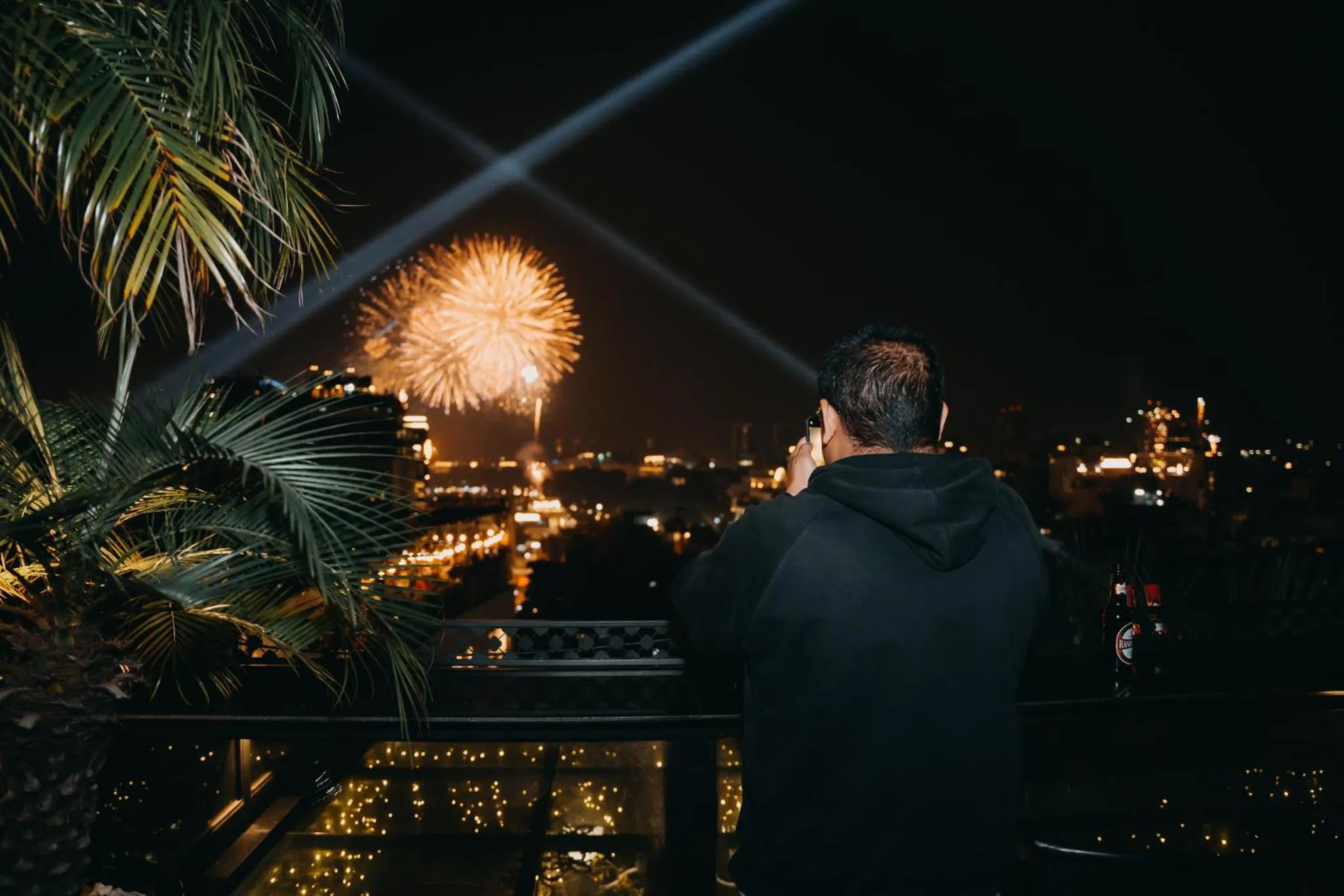 Property building in La Mejor Hotel & Sky Bar